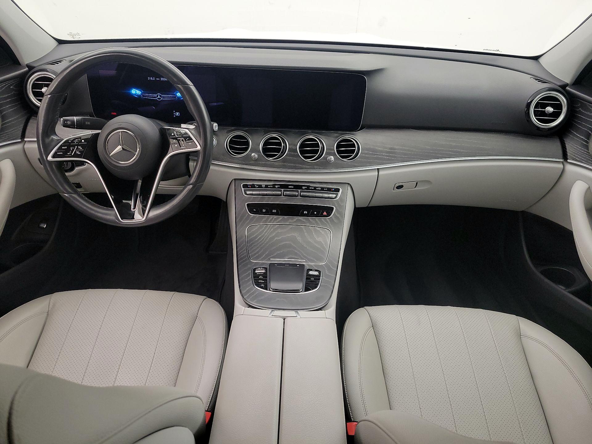 Thumbnail: 2022 Mercedes-Benz E-Class - 9