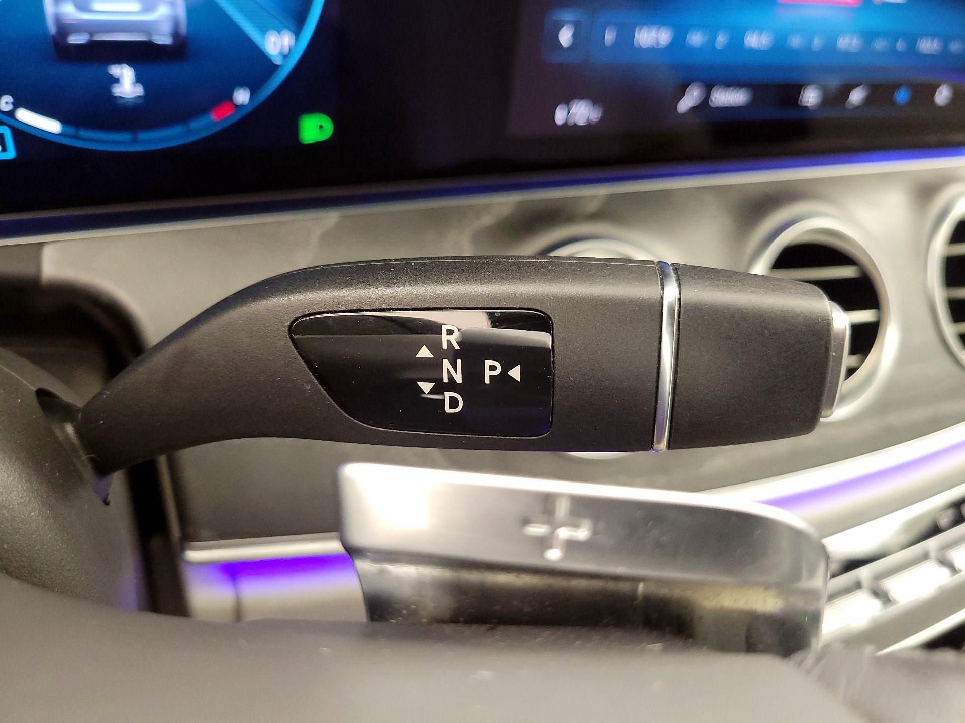 Thumbnail: 2022 Mercedes-Benz E-Class - 18