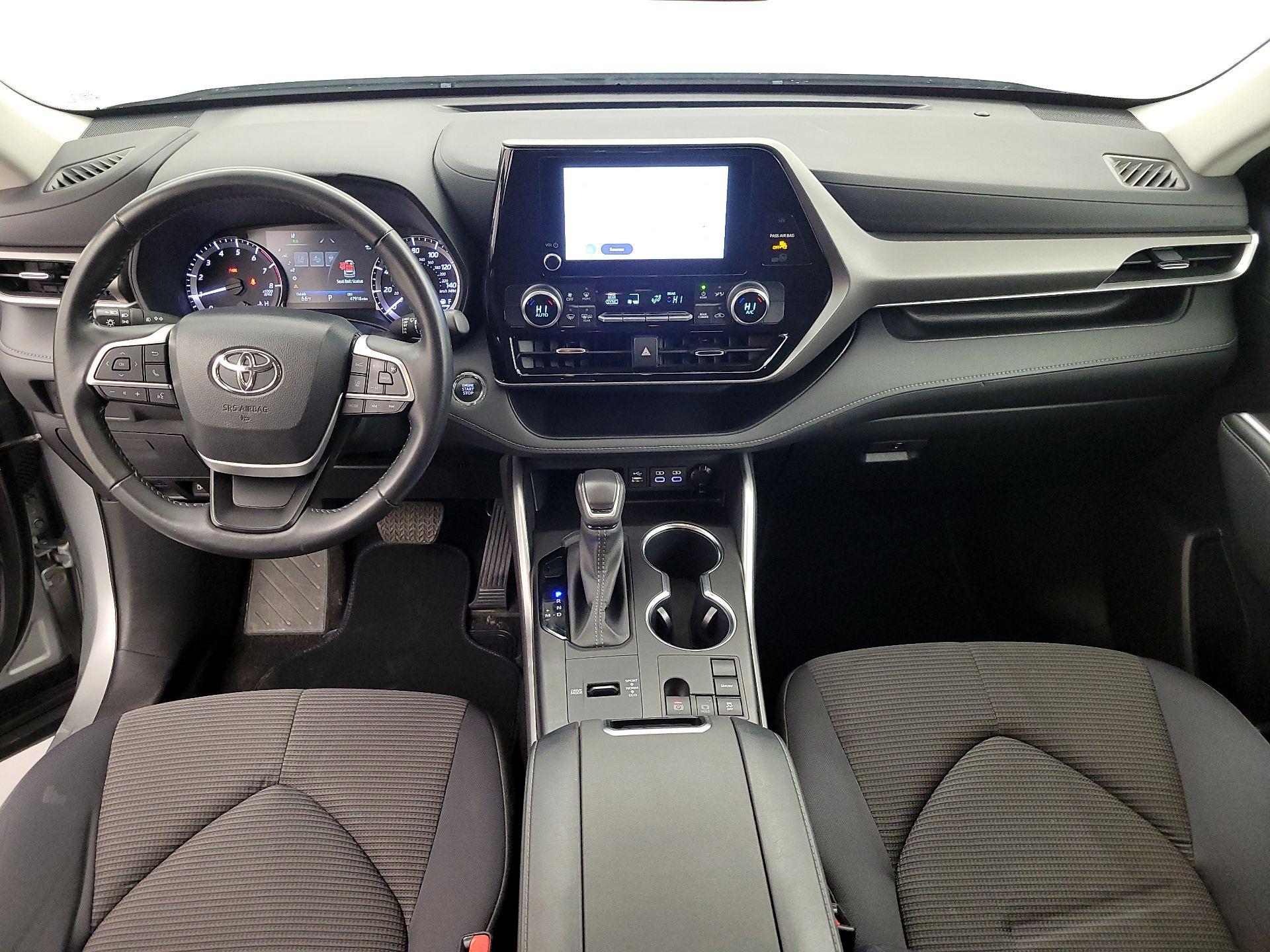 Thumbnail: 2023 Toyota Highlander - 9