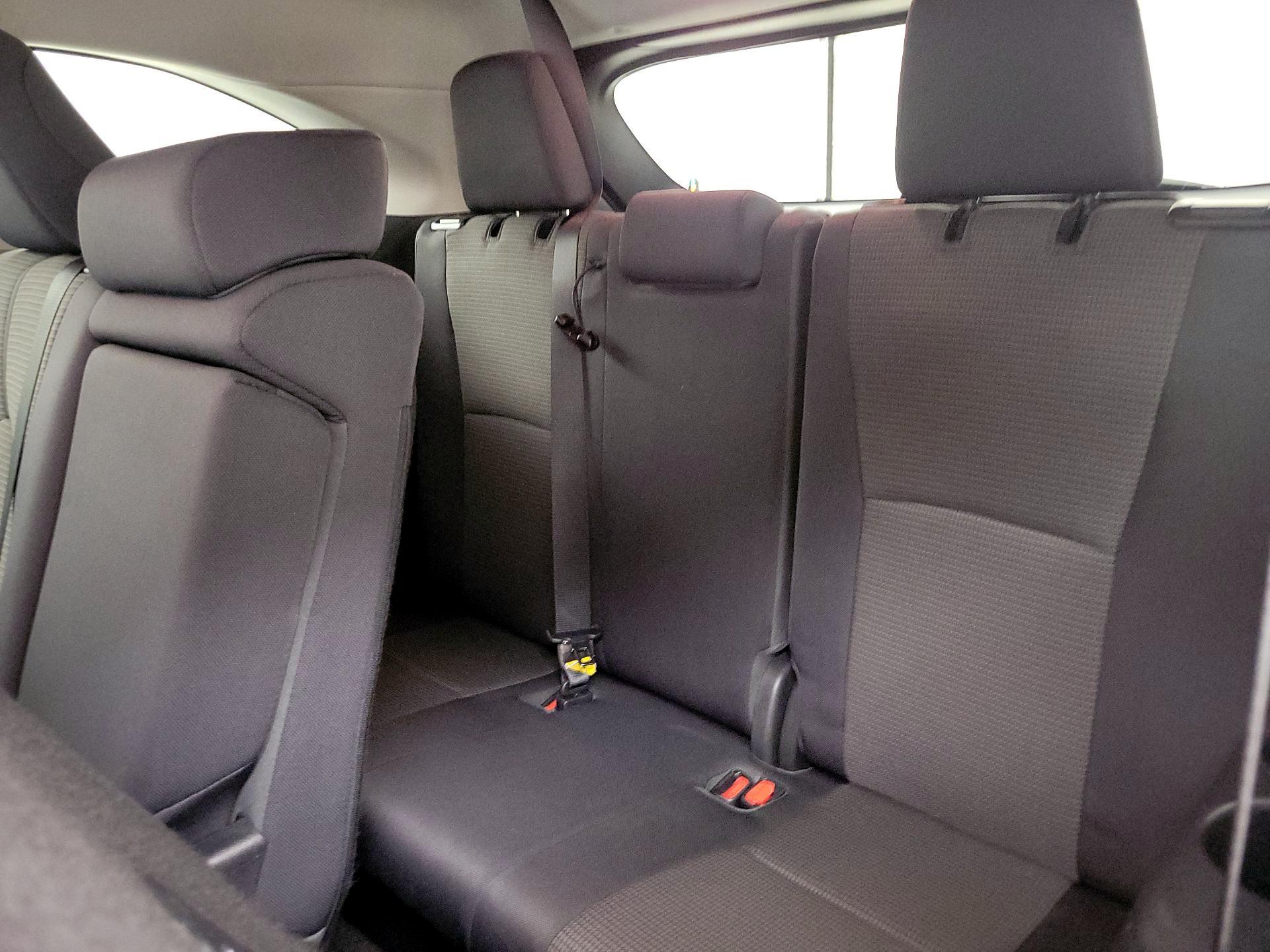 Thumbnail: 2023 Toyota Highlander - 20