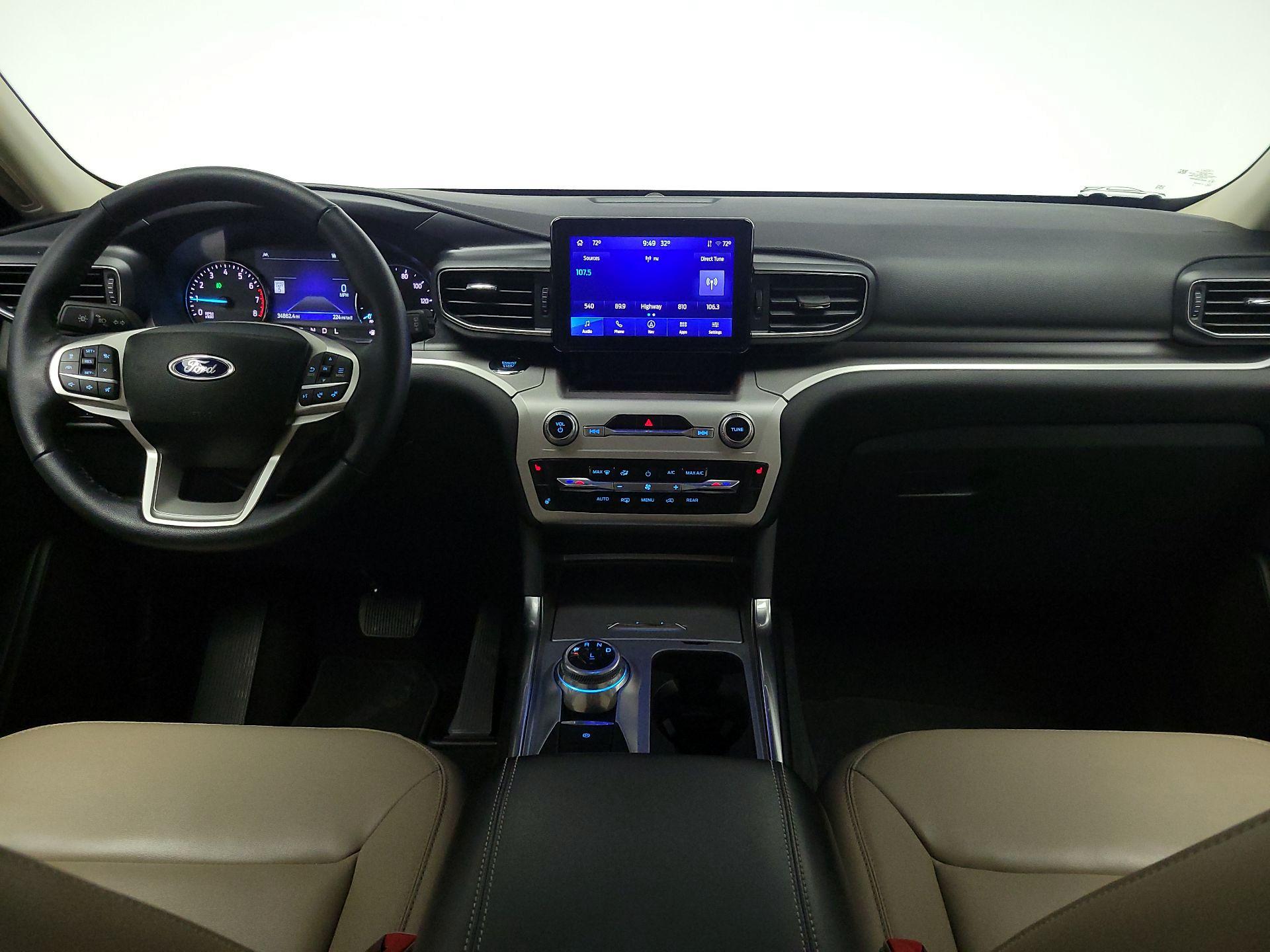 Thumbnail: 2022 Ford Explorer - 9