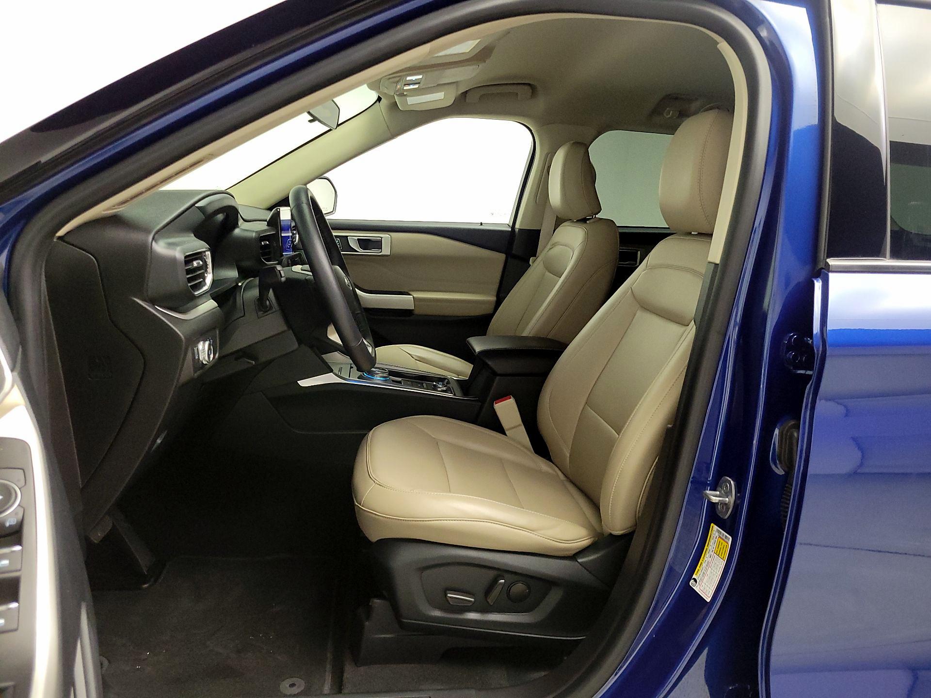 Thumbnail: 2022 Ford Explorer - 11