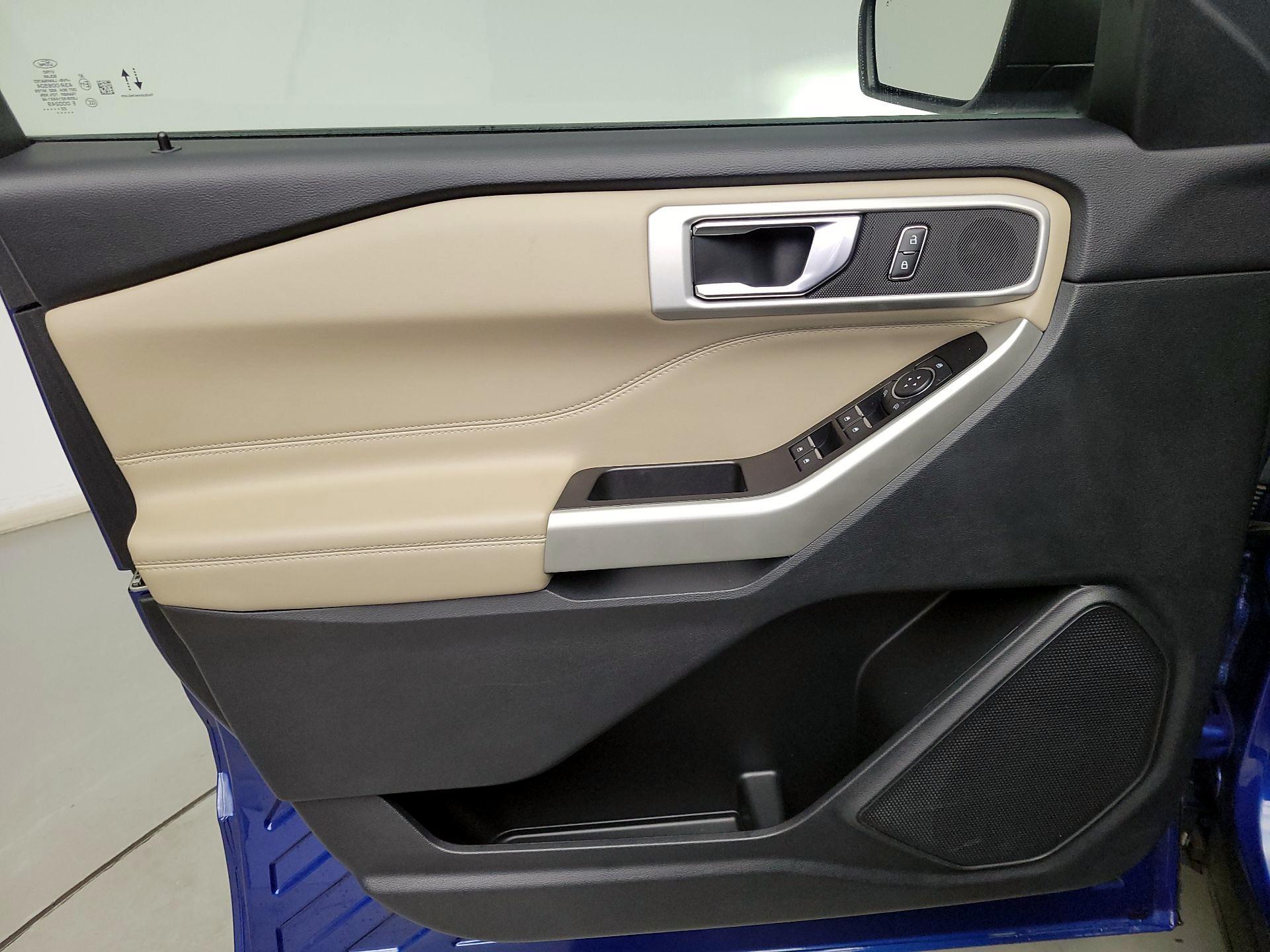 Thumbnail: 2022 Ford Explorer - 12