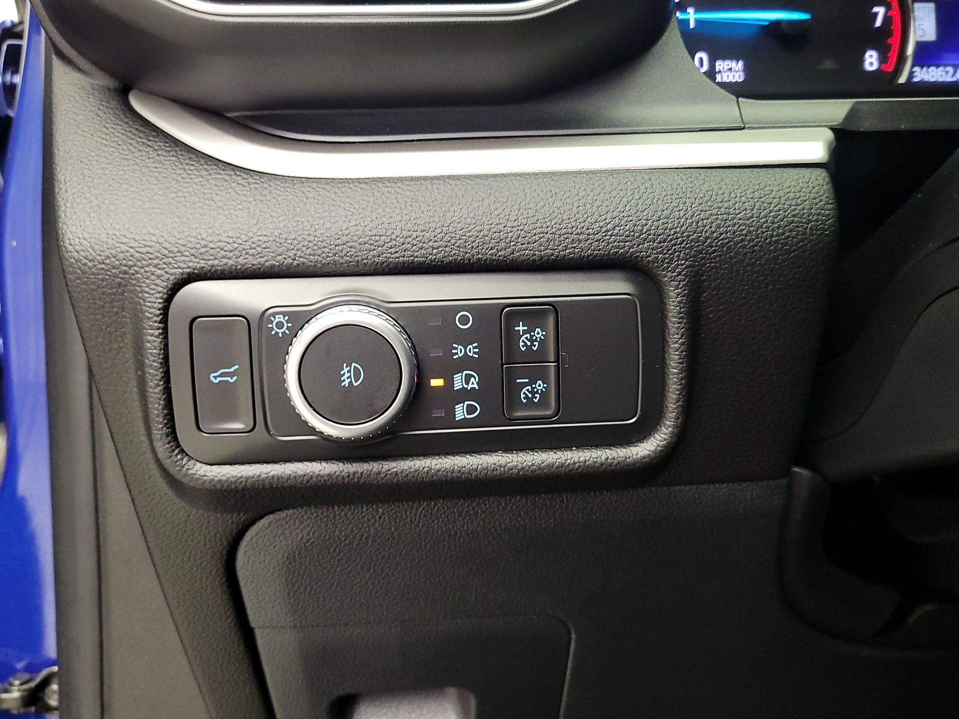 Thumbnail: 2022 Ford Explorer - 13