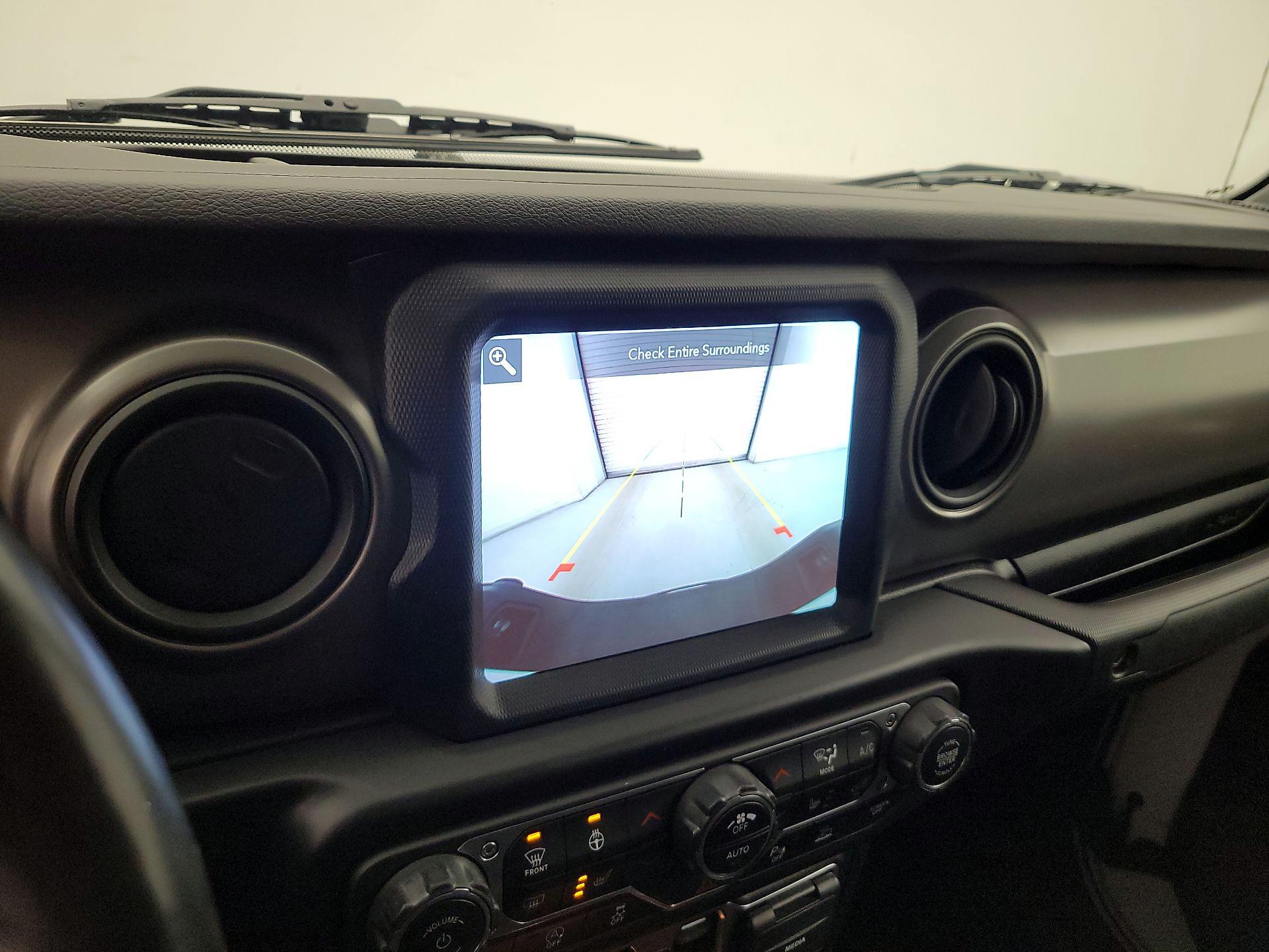 Thumbnail: 2021 Jeep Gladiator - 15