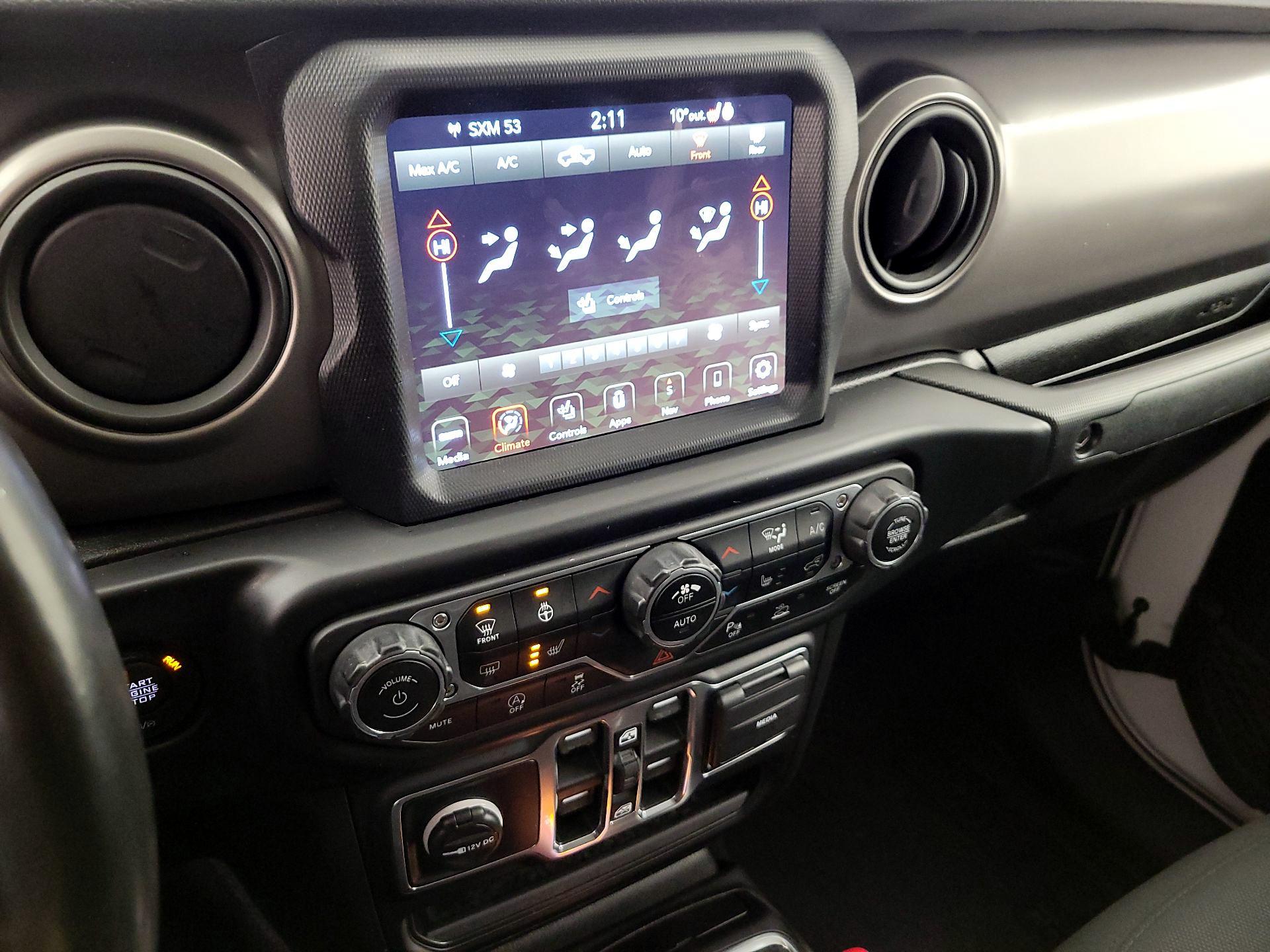 Thumbnail: 2021 Jeep Gladiator - 17