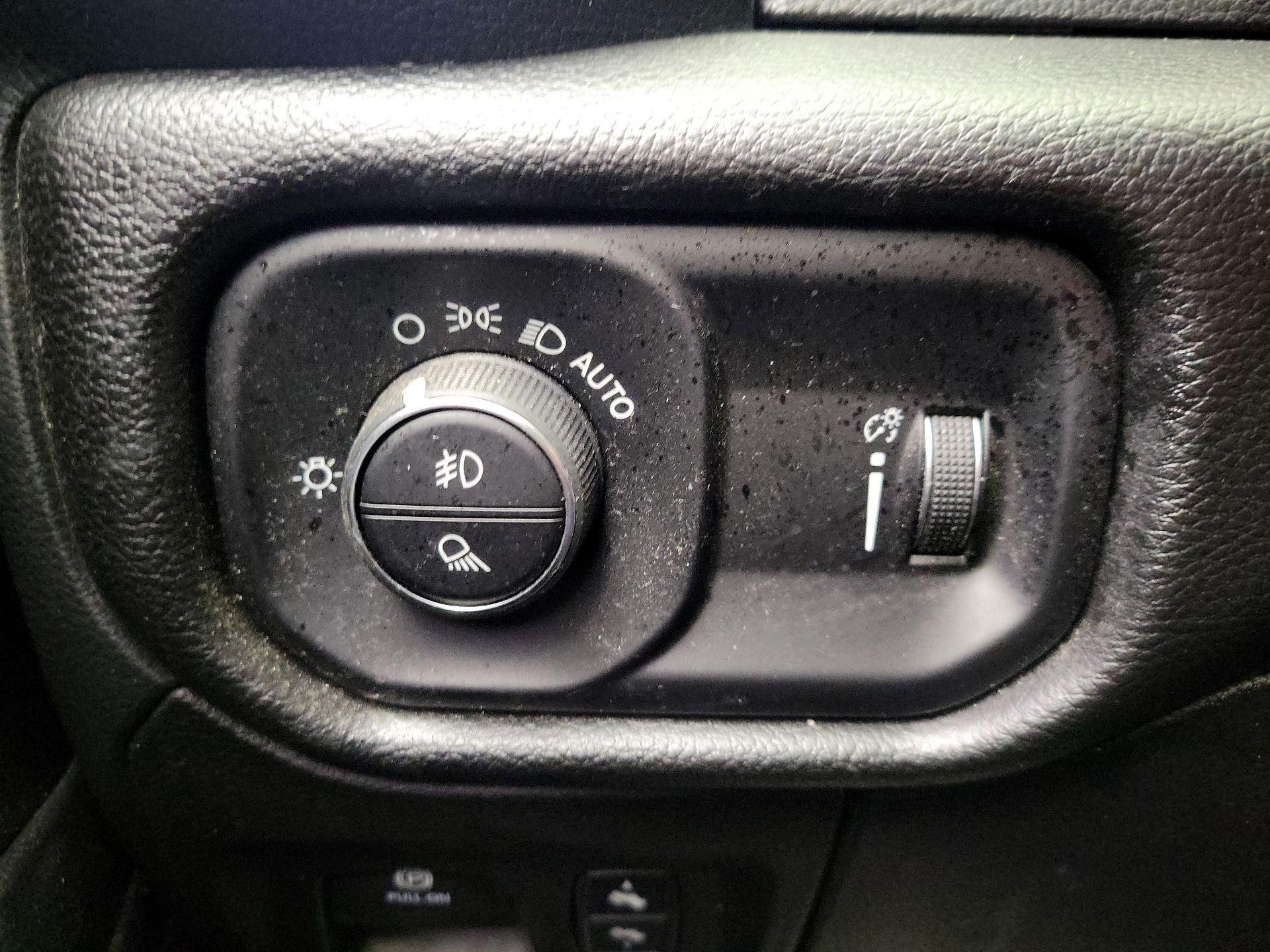 Thumbnail: 2022 RAM 1500 - 13