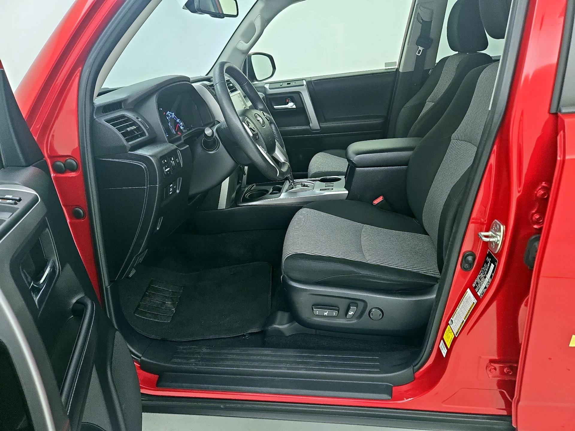 Thumbnail: 2023 Toyota 4Runner - 11