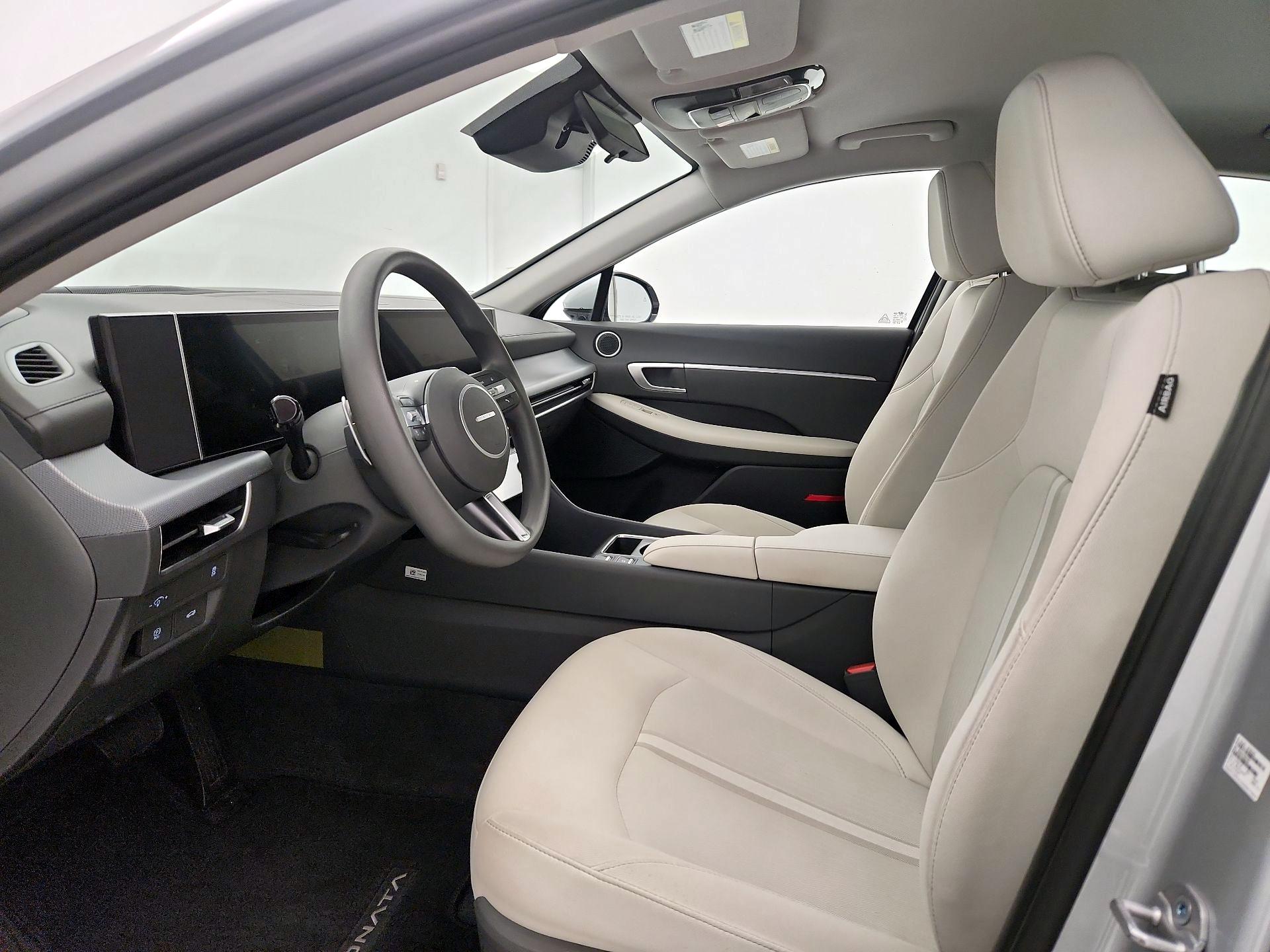 Thumbnail: 2025 Hyundai Sonata - 11