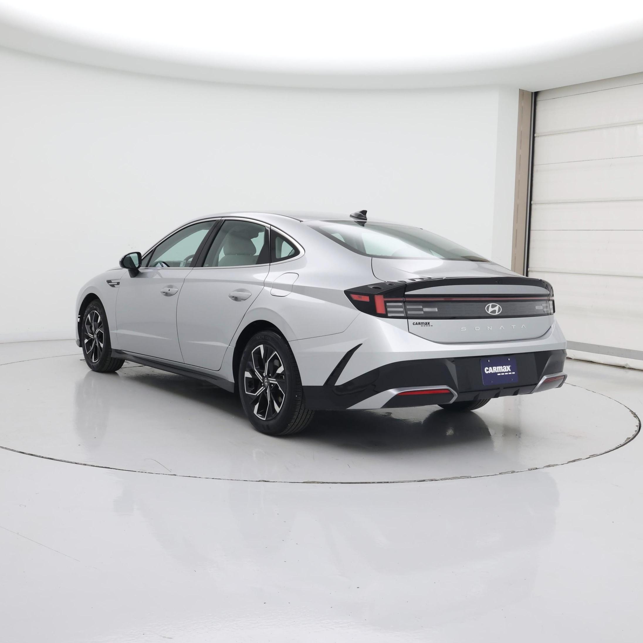 Thumbnail: 2025 Hyundai Sonata - 2