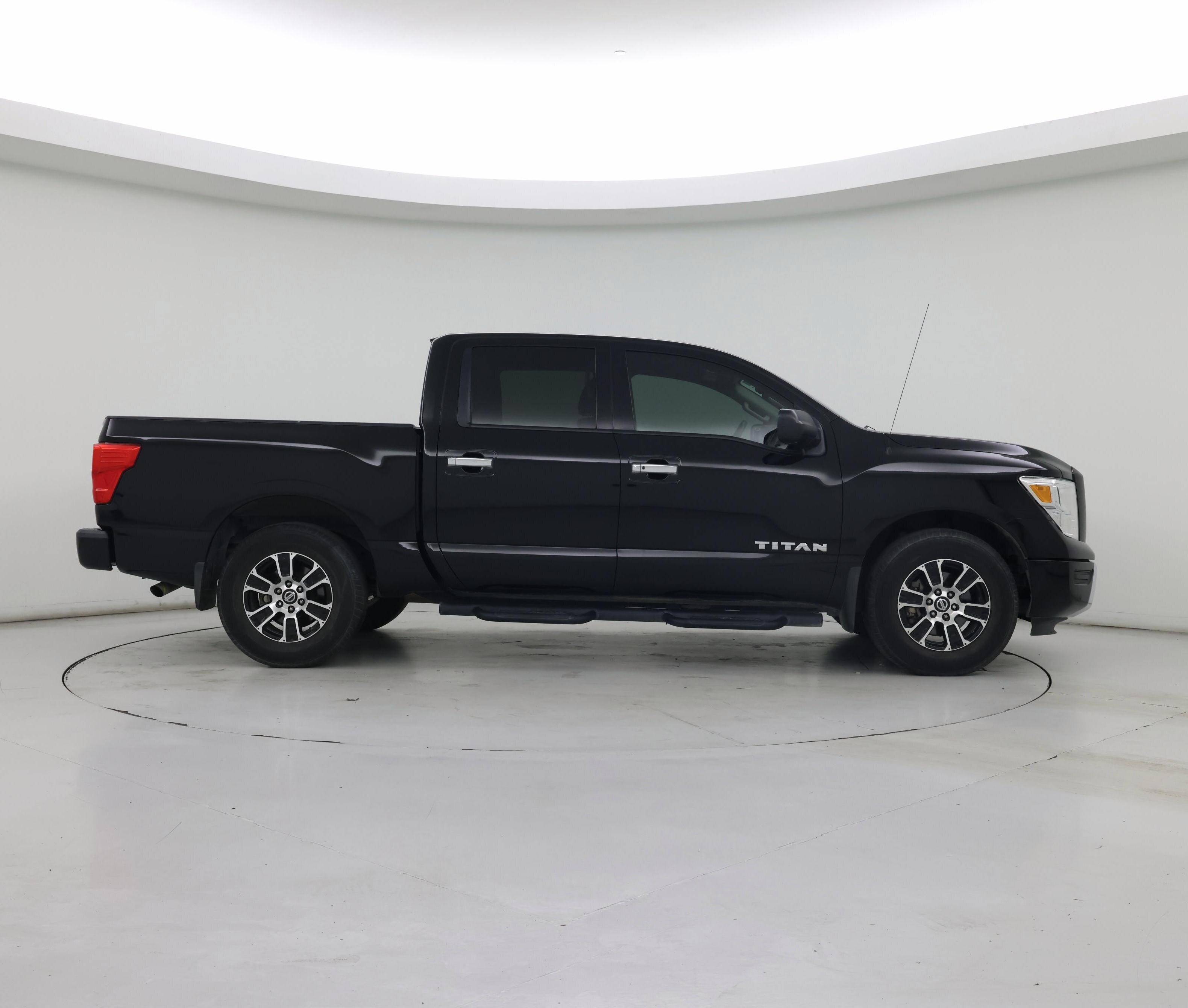 Thumbnail: 2021 Nissan Titan - 7