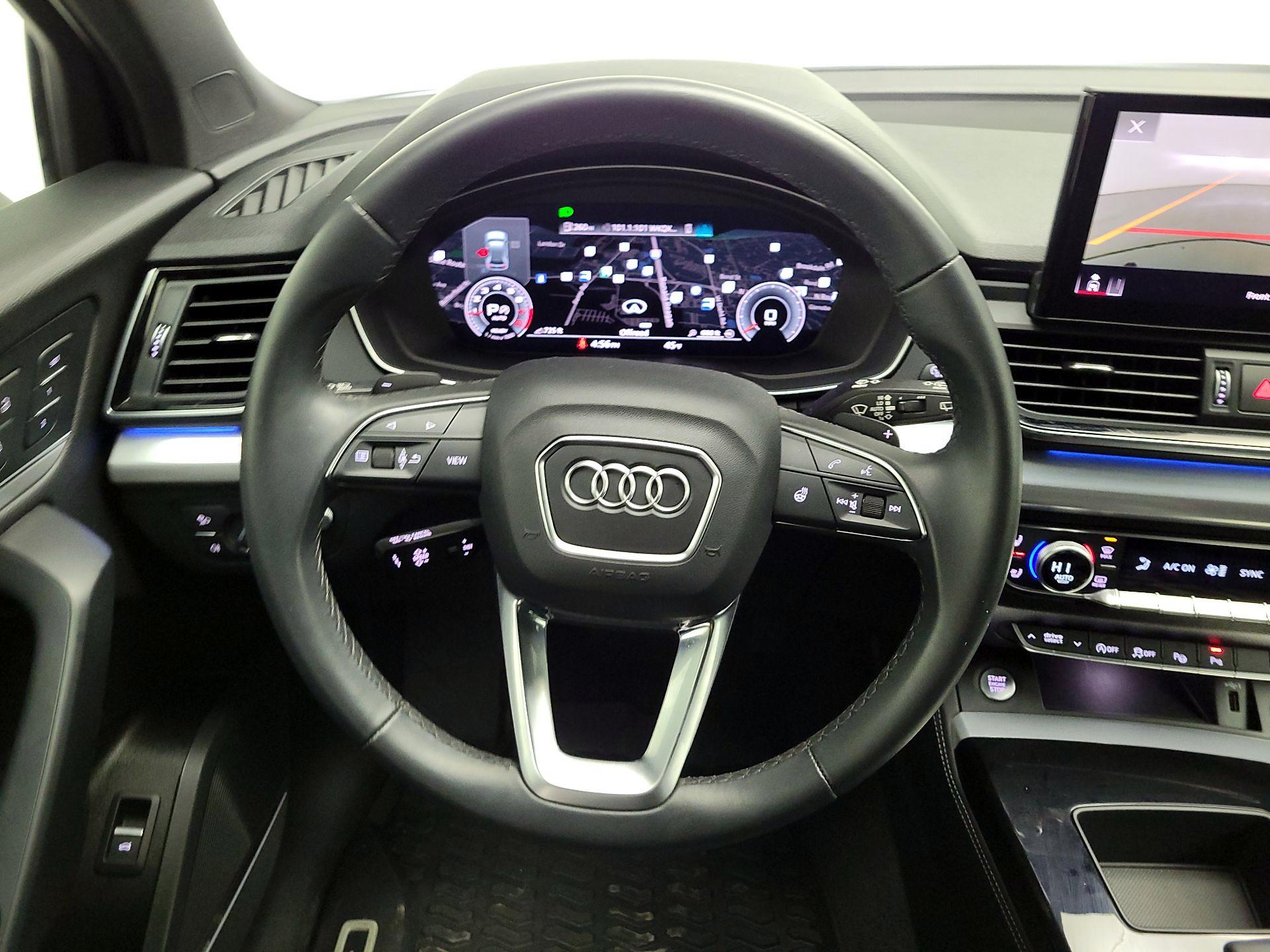 Thumbnail: 2023 Audi Q5 - 10