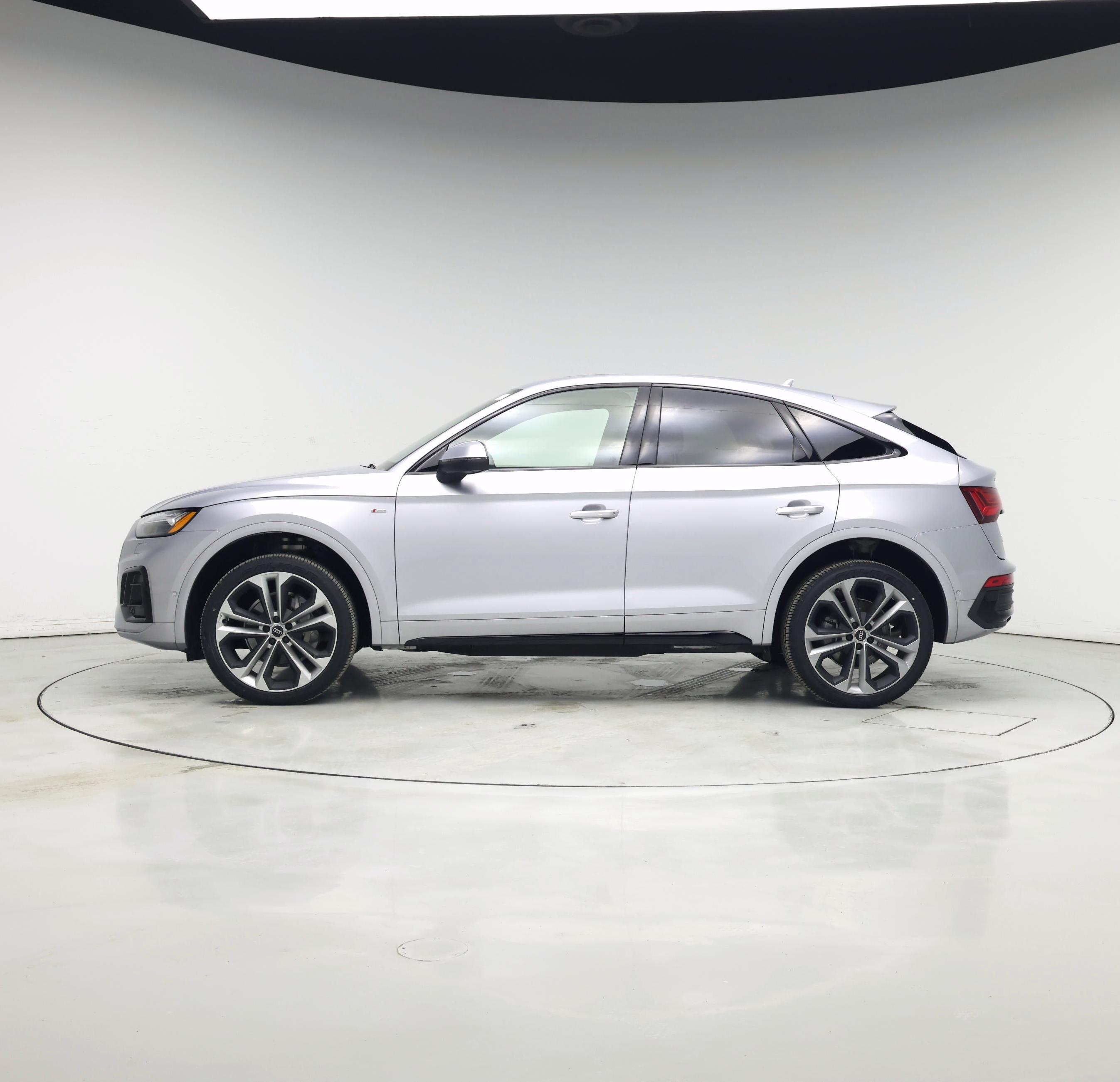 Thumbnail: 2023 Audi Q5 - 3