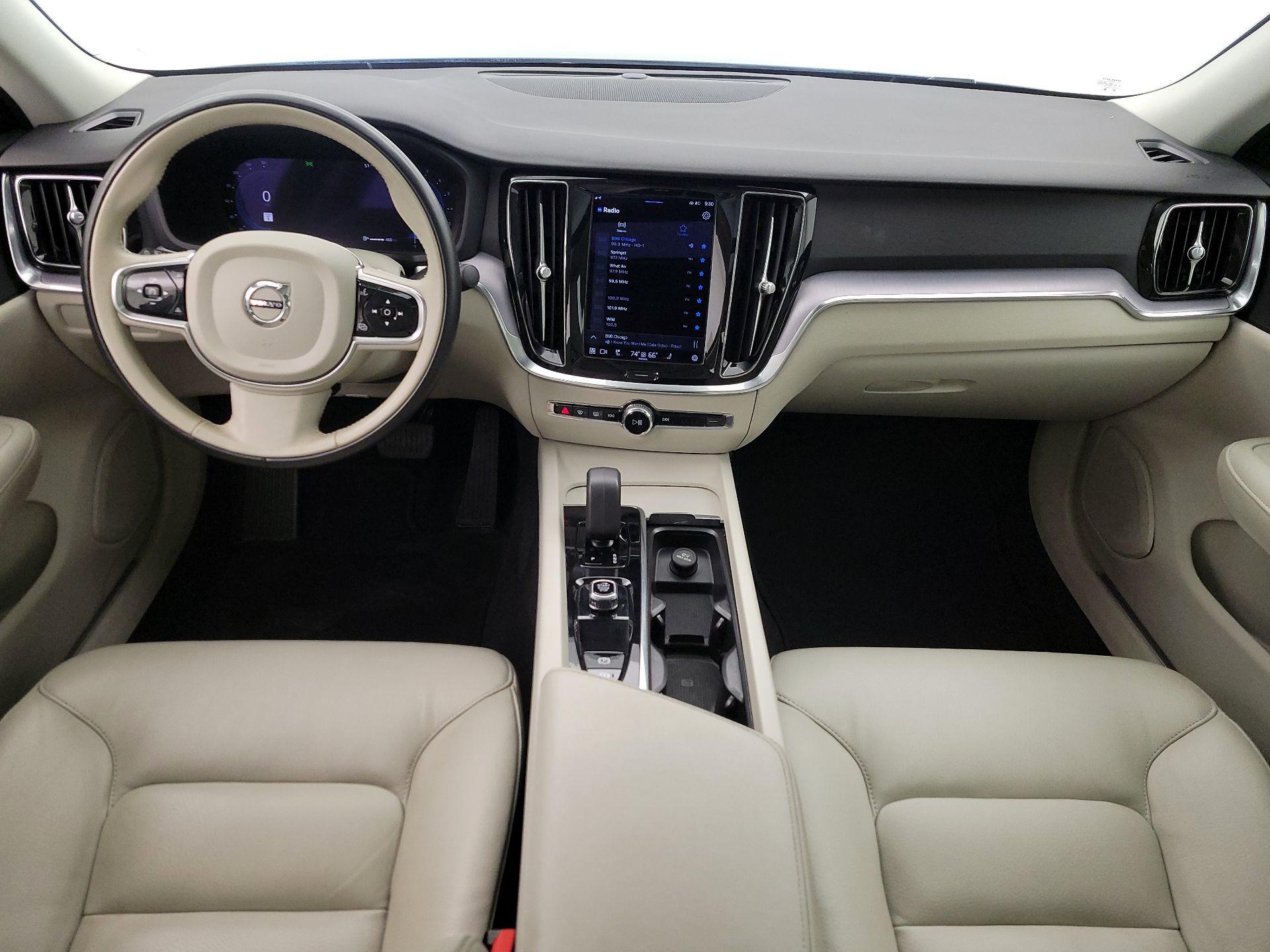 Thumbnail: 2024 Volvo S60 - 9