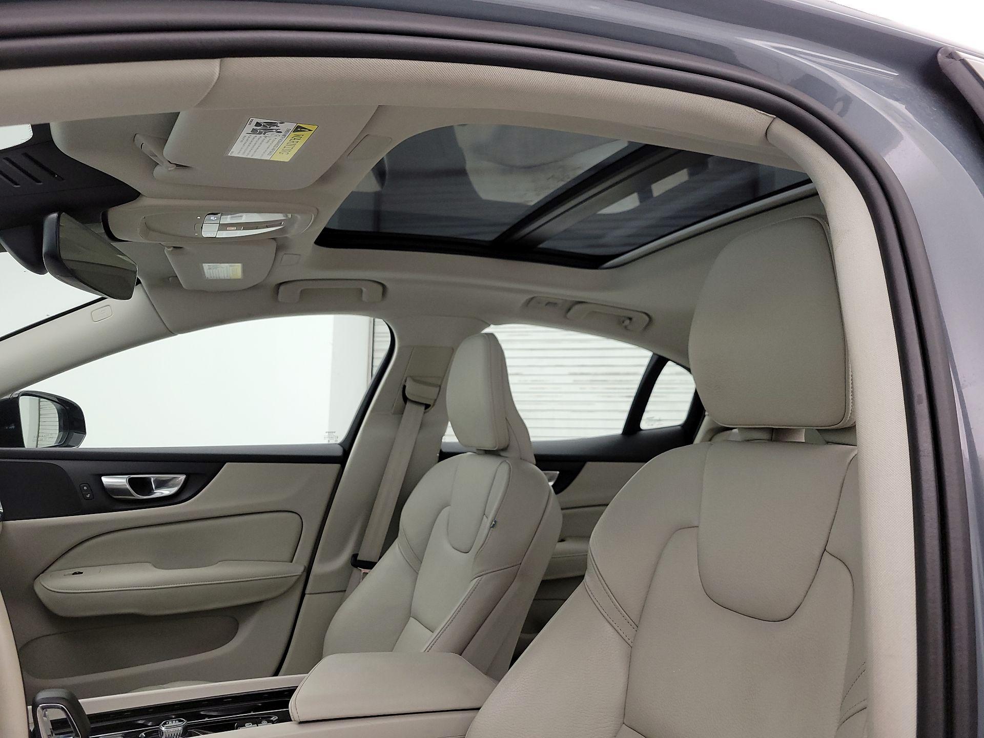 Thumbnail: 2024 Volvo S60 - 18