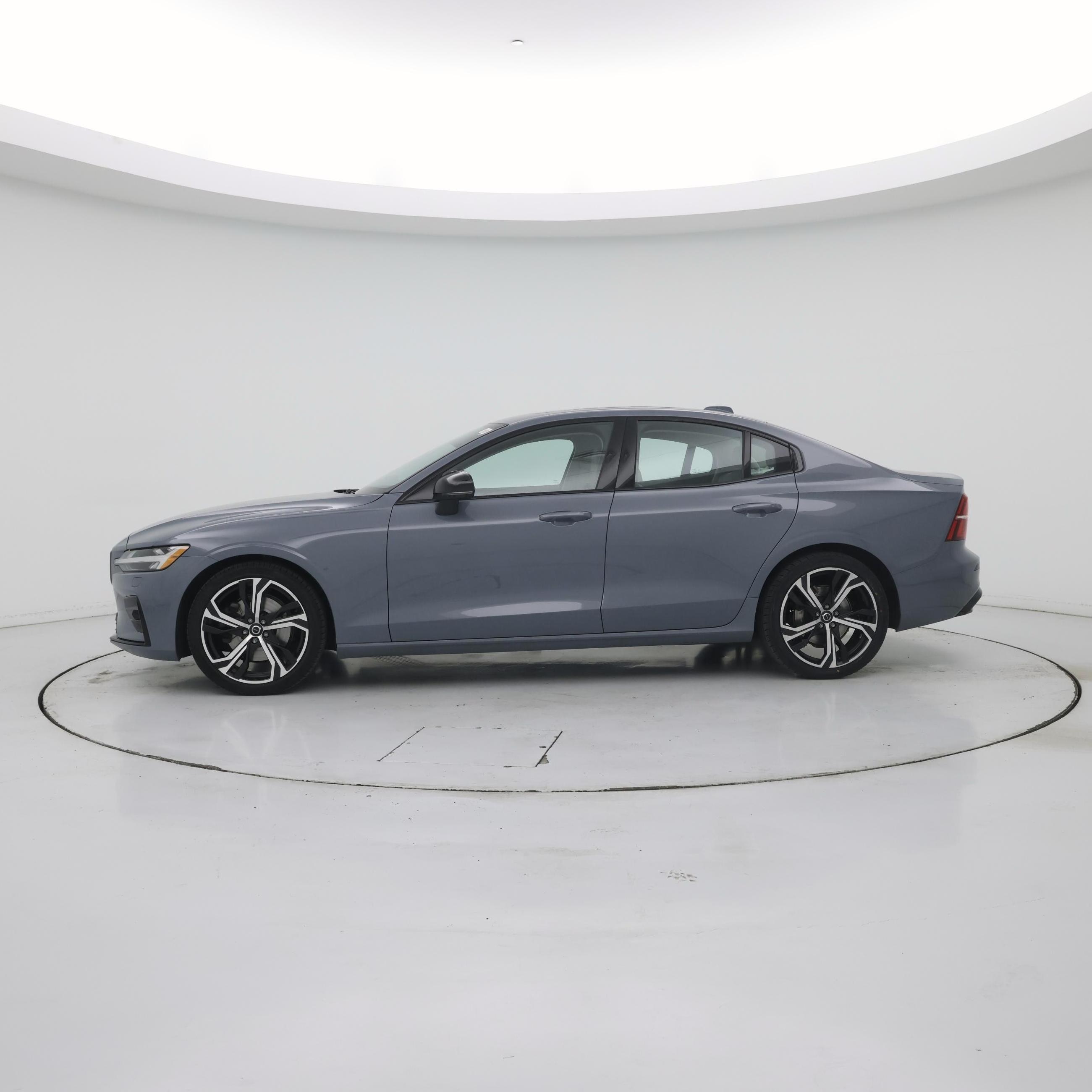 Thumbnail: 2024 Volvo S60 - 3