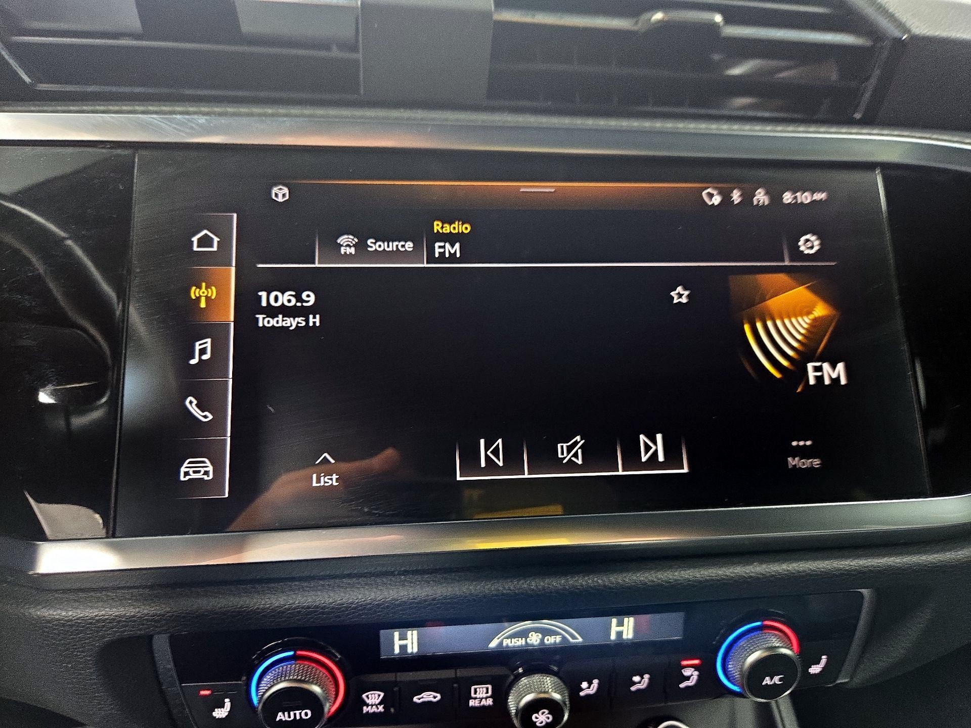 Thumbnail: 2024 Audi Q3 - 15