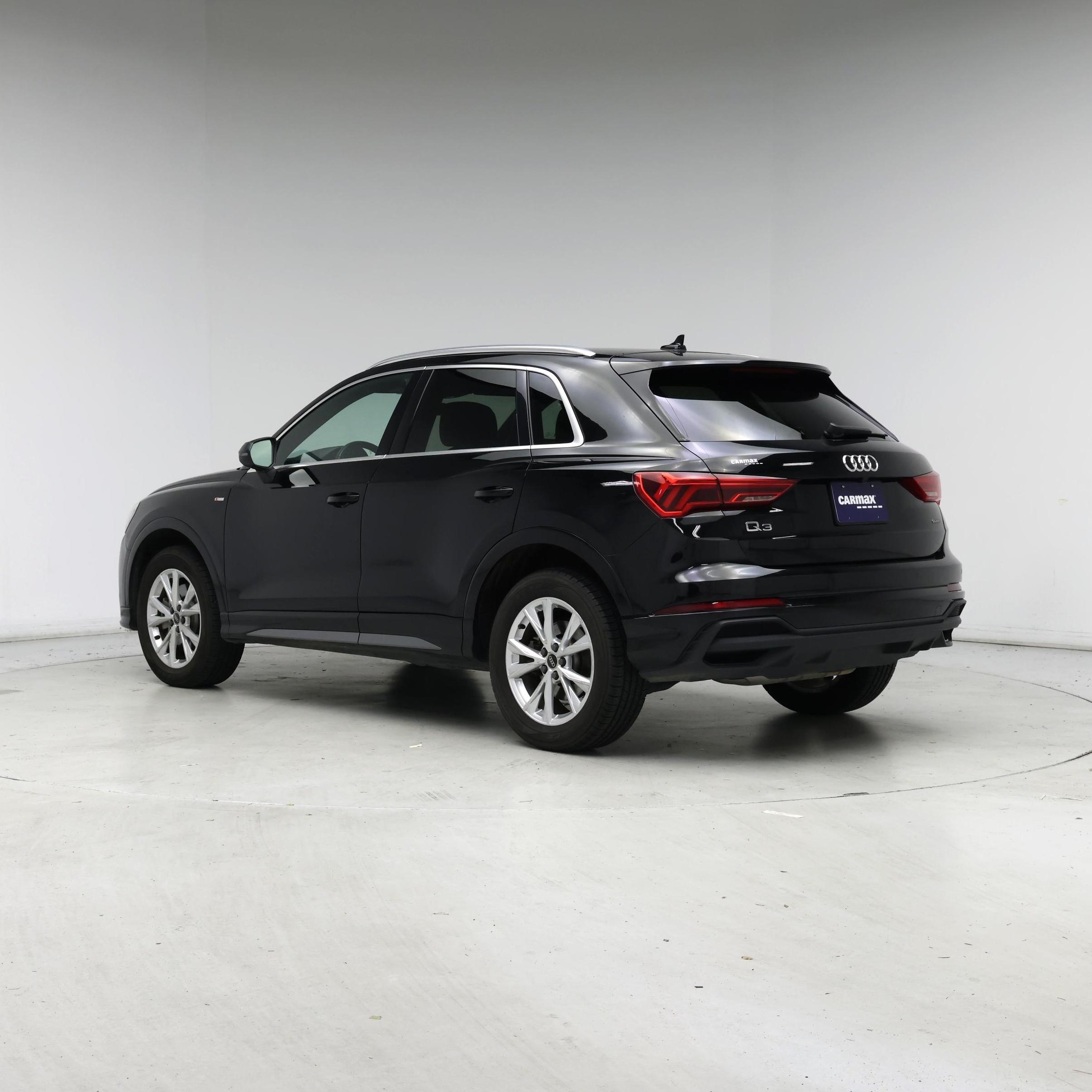 Thumbnail: 2024 Audi Q3 - 2