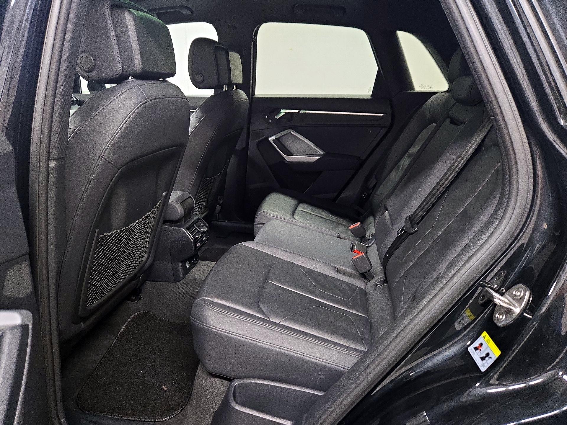 Thumbnail: 2024 Audi Q3 - 20