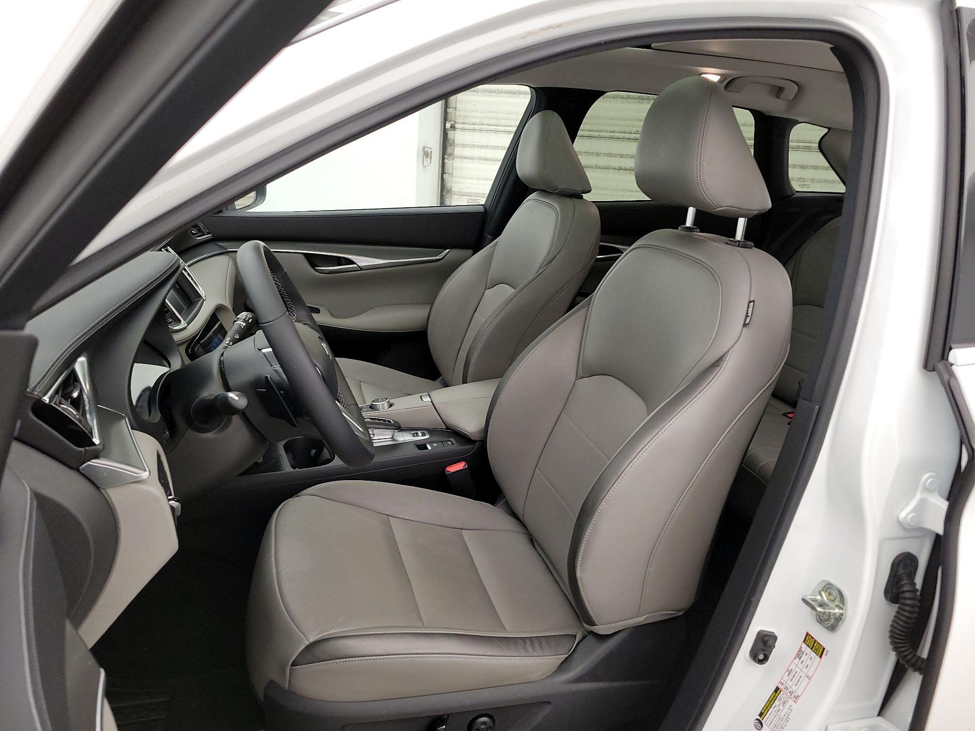 Thumbnail: 2023 INFINITI QX50 - 11