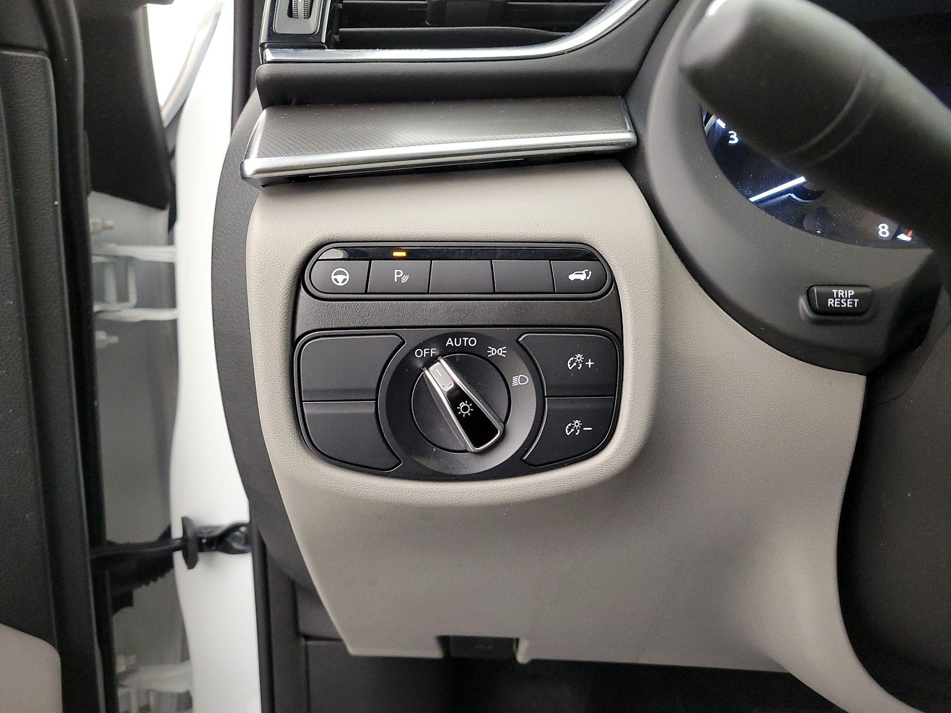 Thumbnail: 2023 INFINITI QX50 - 13