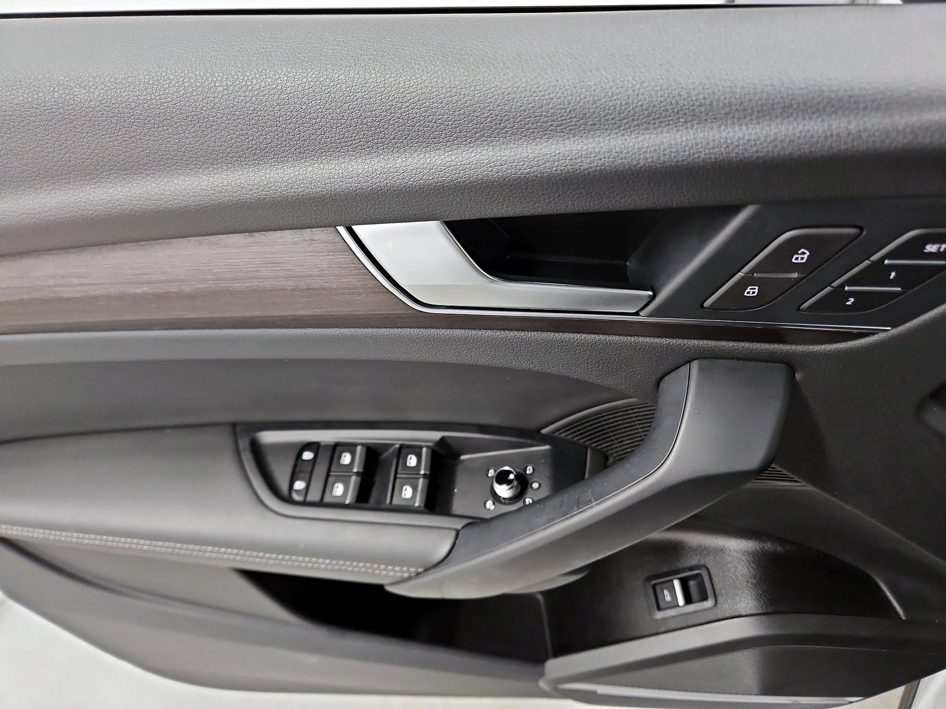 Thumbnail: 2024 Audi Q5 - 12