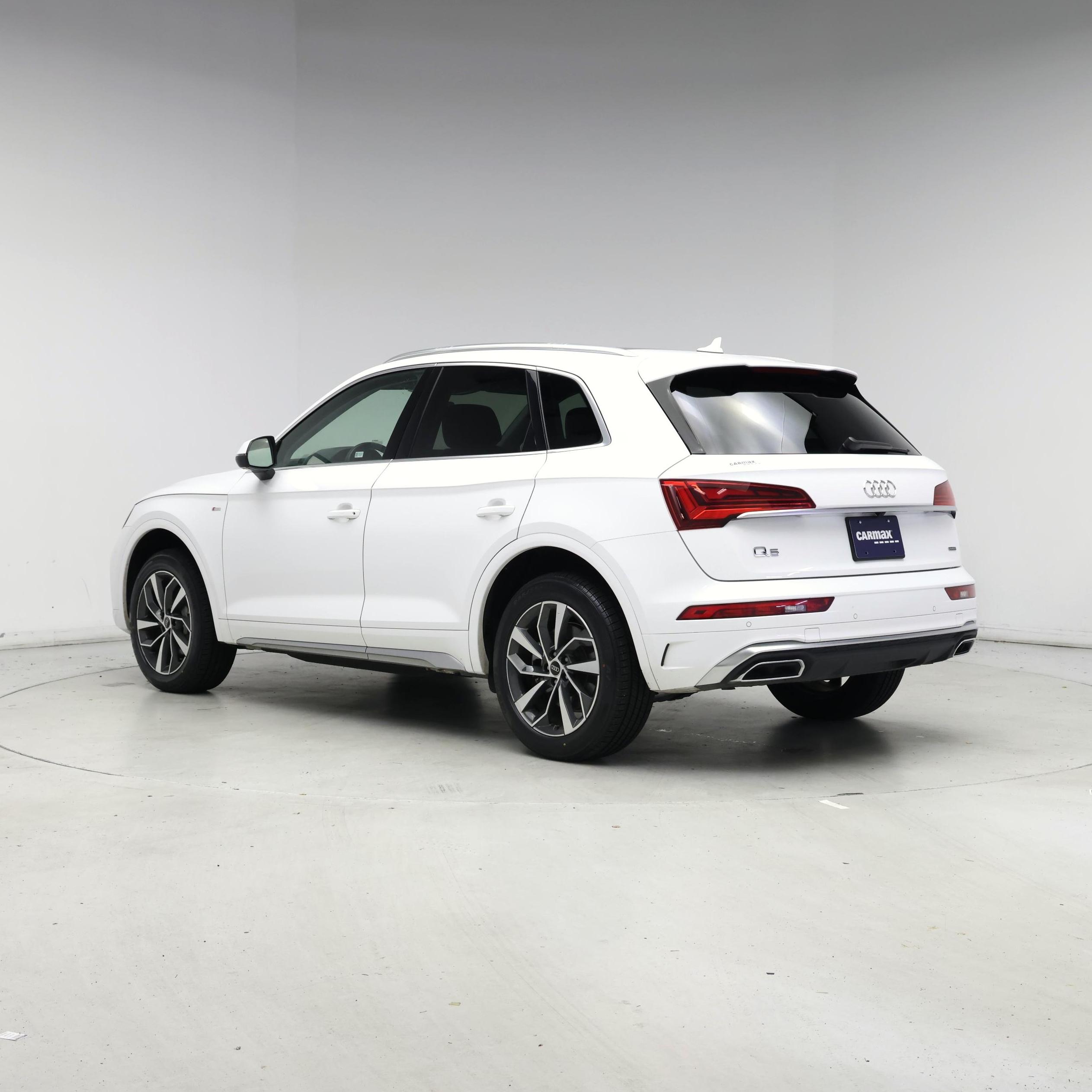 Thumbnail: 2024 Audi Q5 - 2