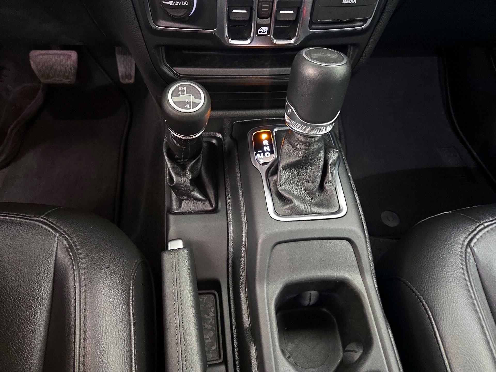 Thumbnail: 2023 Jeep Wrangler - 18