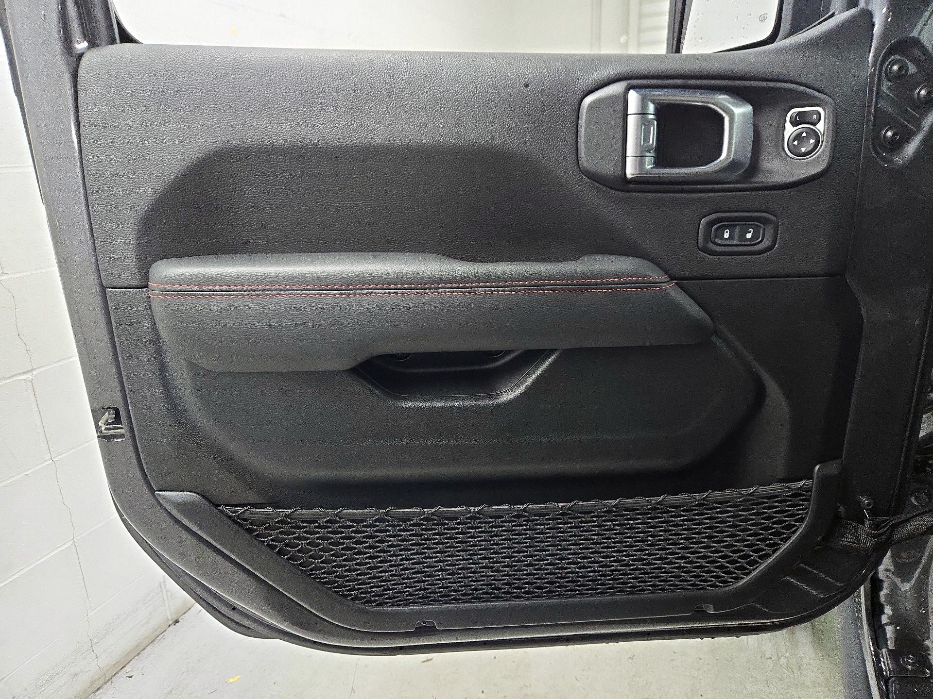 Thumbnail: 2023 Jeep Gladiator - 12