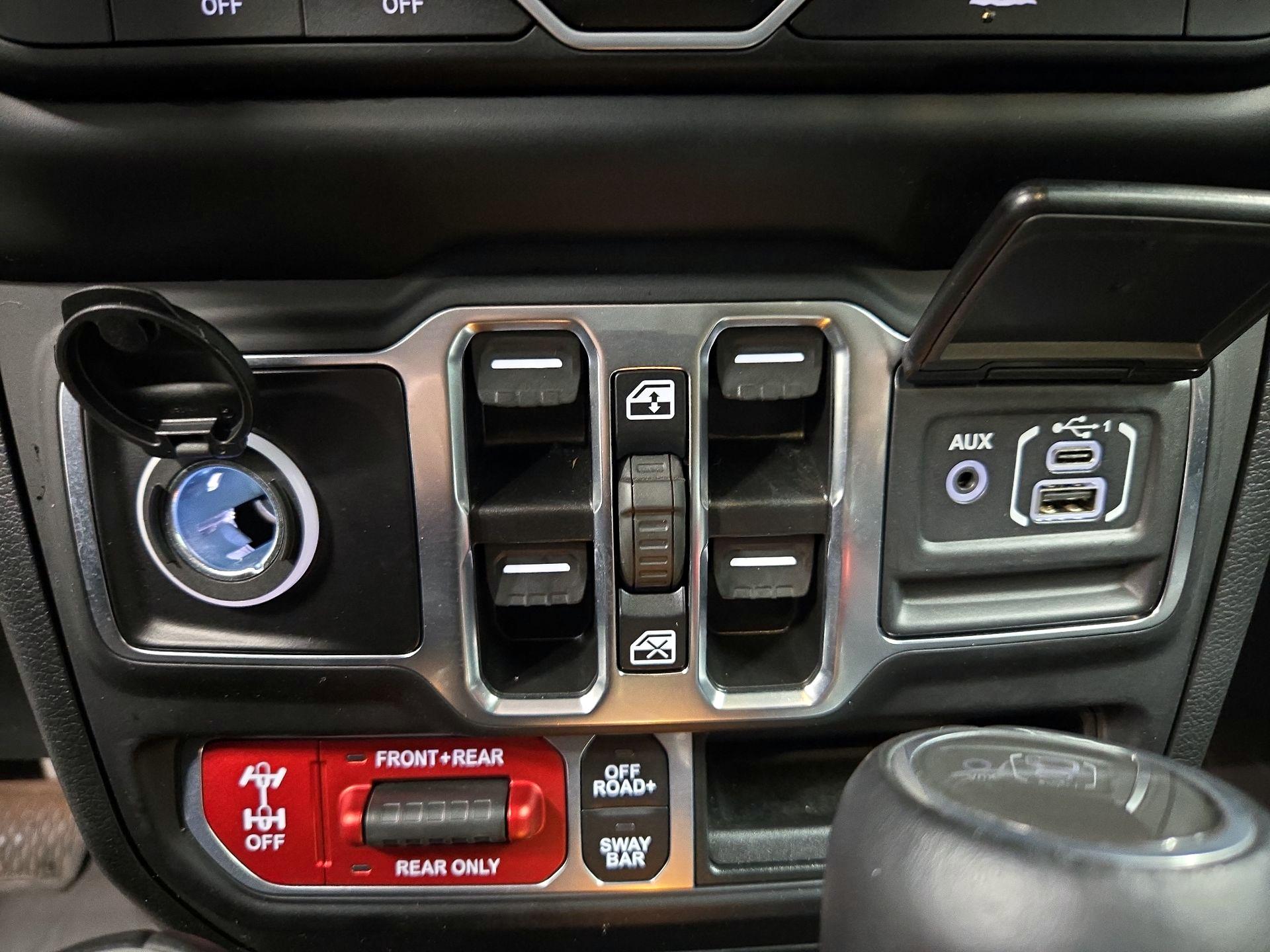 Thumbnail: 2023 Jeep Gladiator - 19