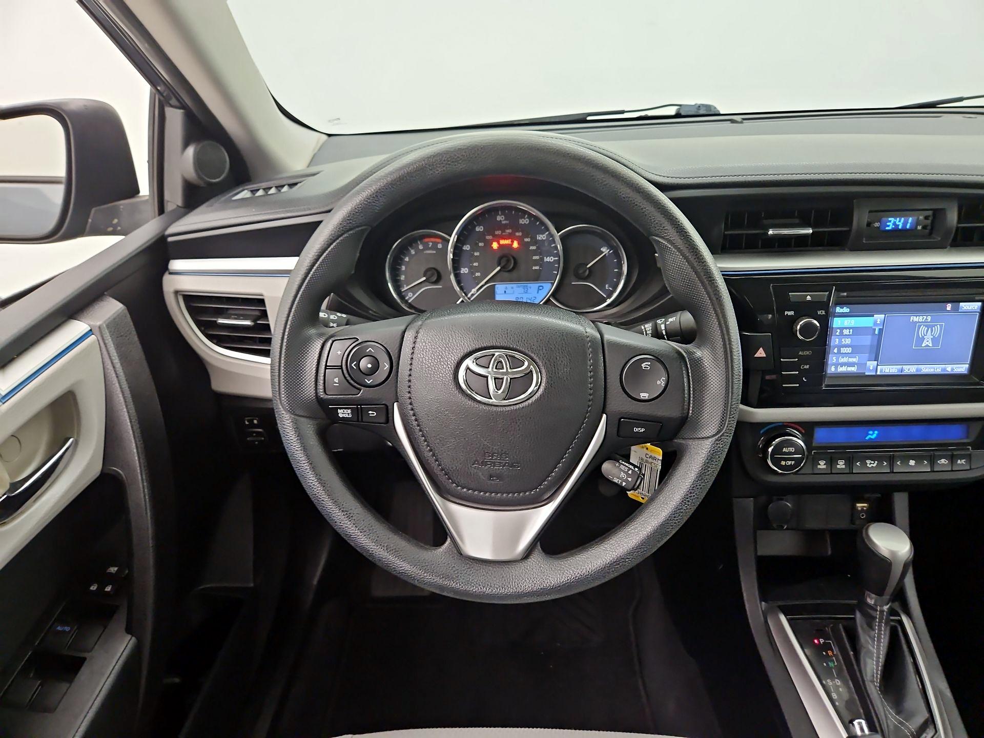 Thumbnail: 2014 Toyota Corolla - 10