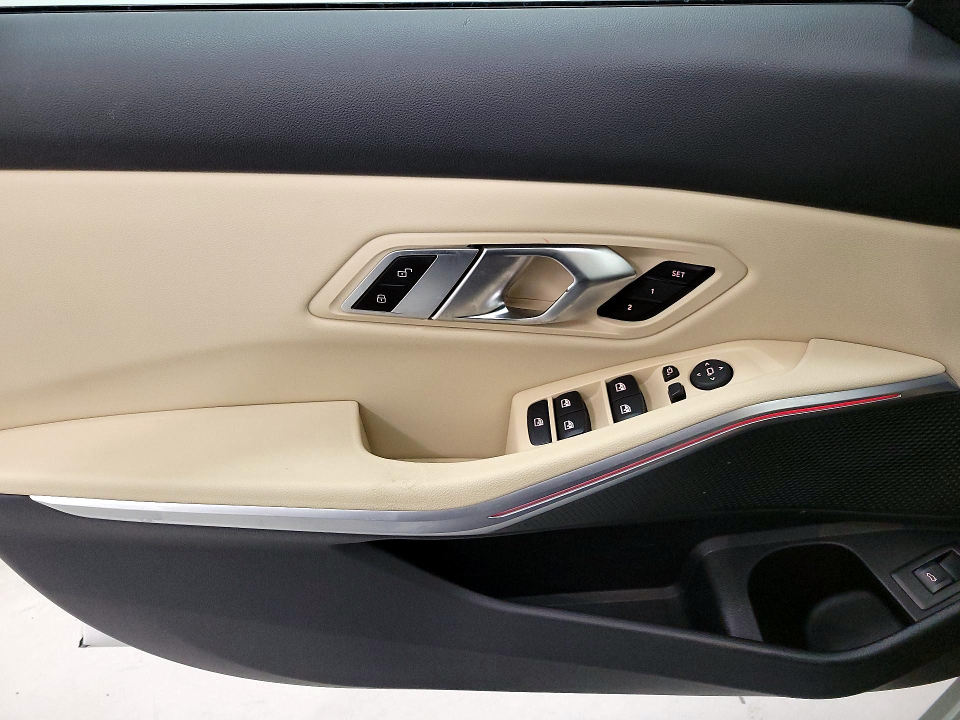 Thumbnail: 2023 BMW 3 Series - 12