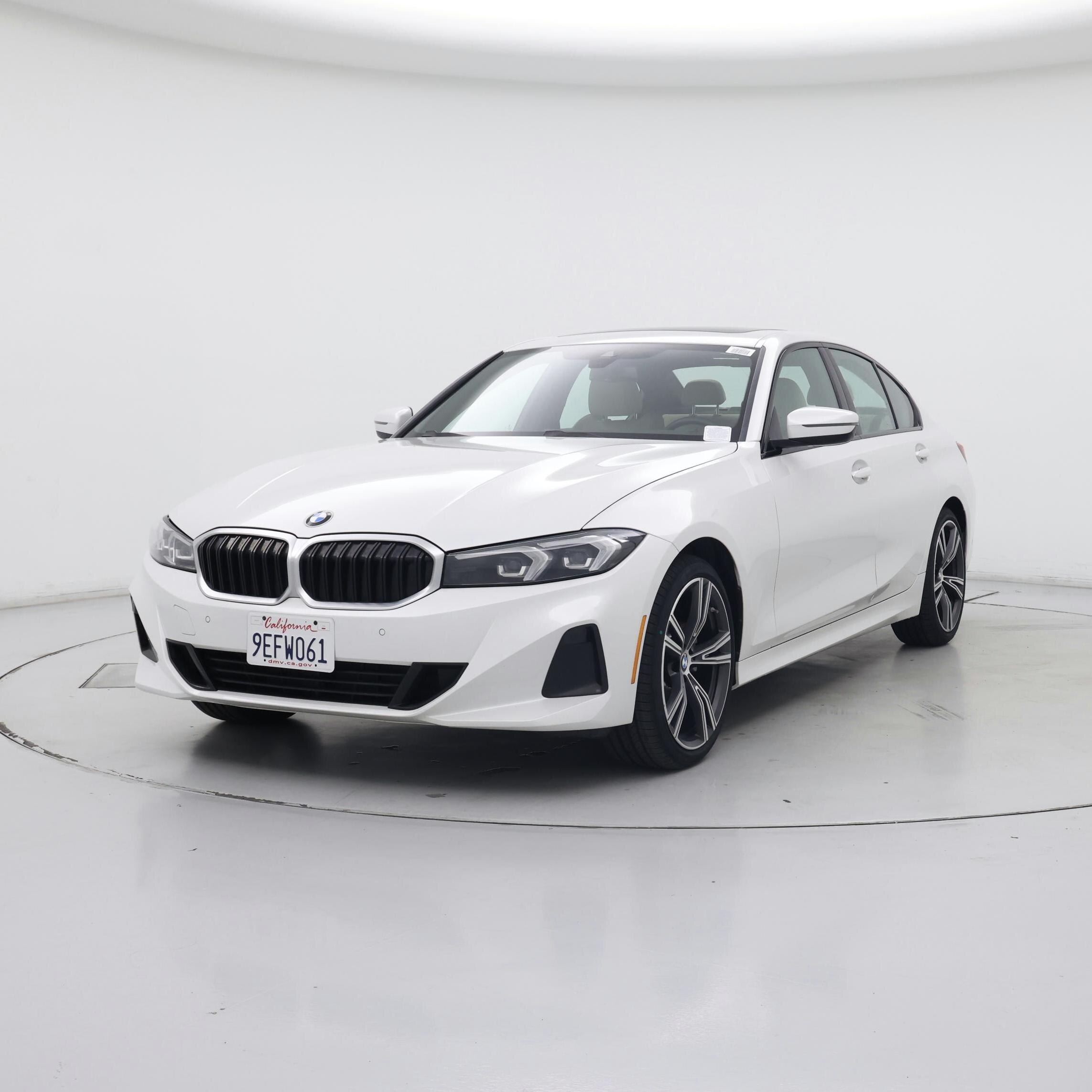 Thumbnail: 2023 BMW 3 Series - 4