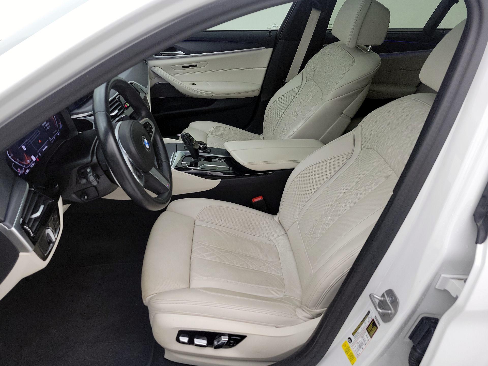 Thumbnail: 2023 BMW 5 Series - 11