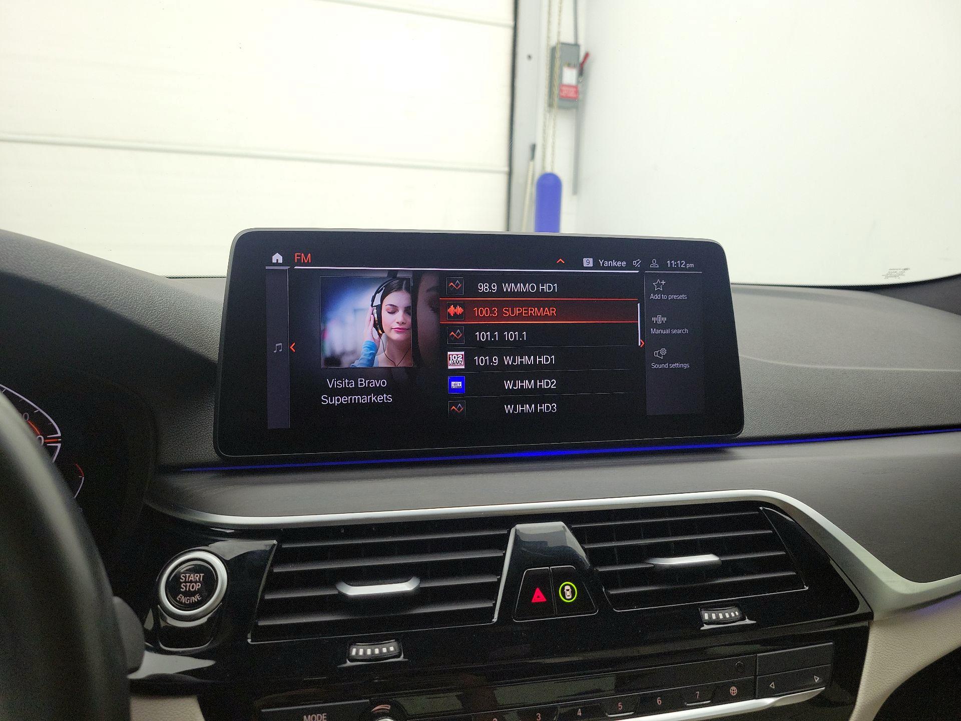 Thumbnail: 2023 BMW 5 Series - 16