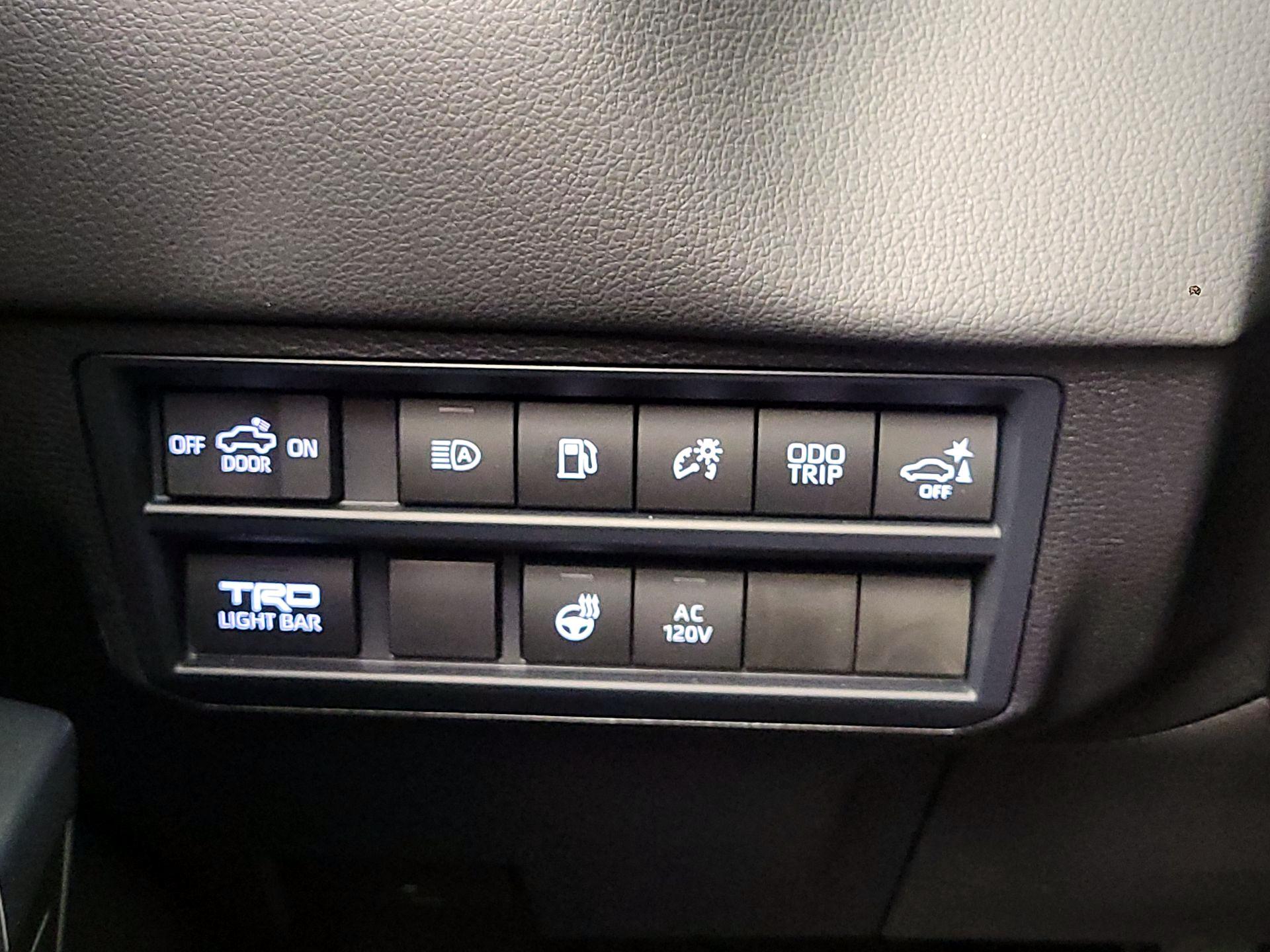 Thumbnail: 2025 Toyota Tundra - 13