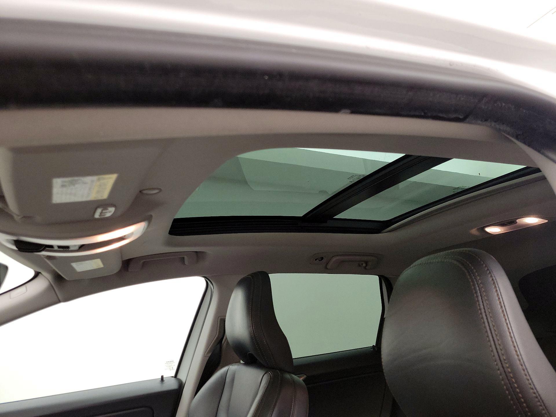 Thumbnail: 2017 Volvo XC60 - 20