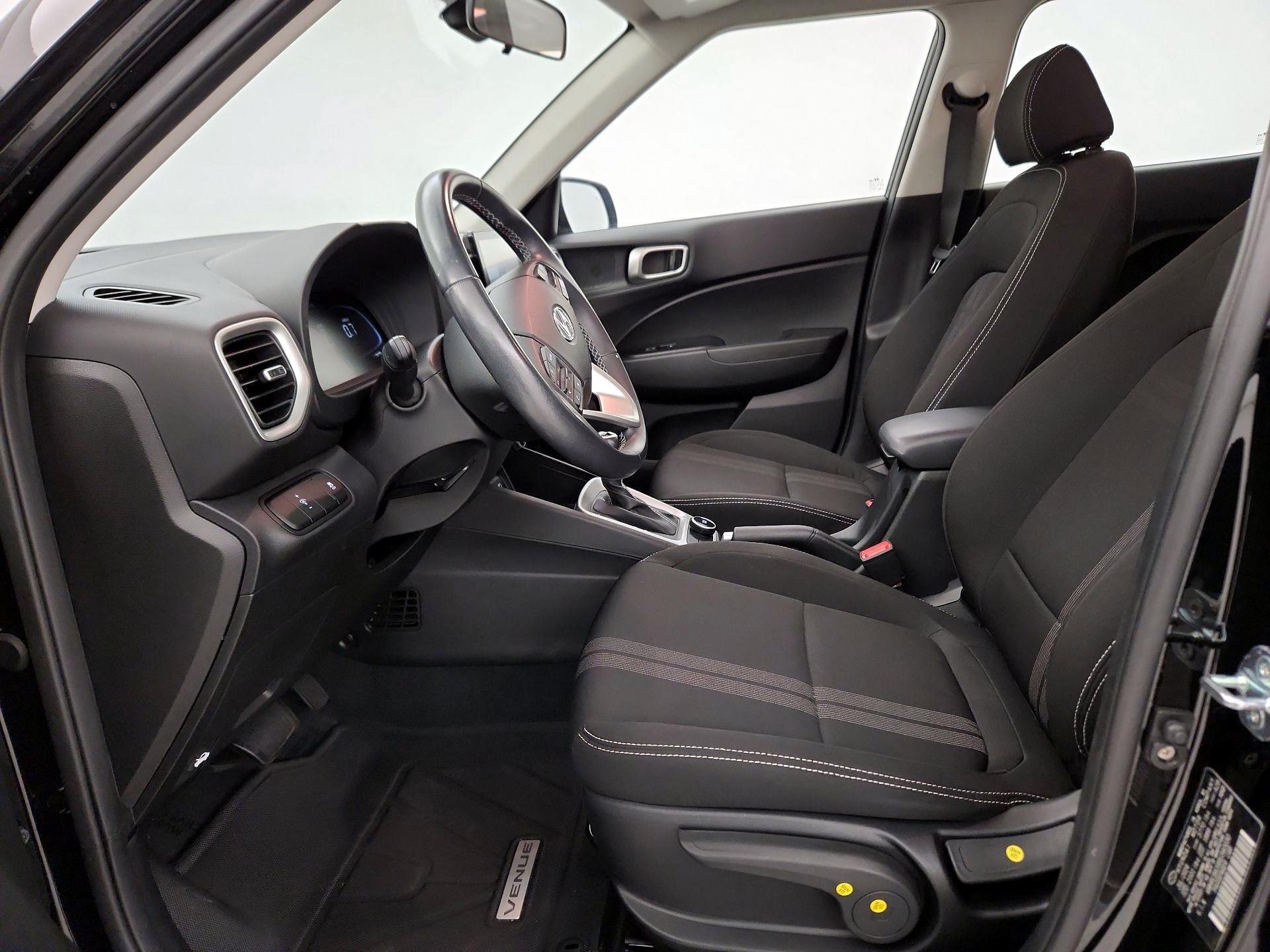 Thumbnail: 2024 Hyundai Venue - 11