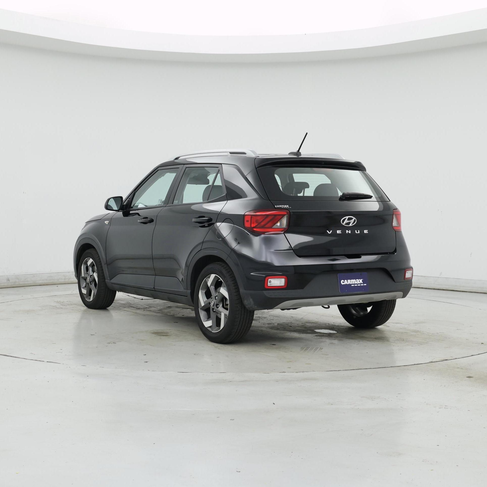 Thumbnail: 2024 Hyundai Venue - 2