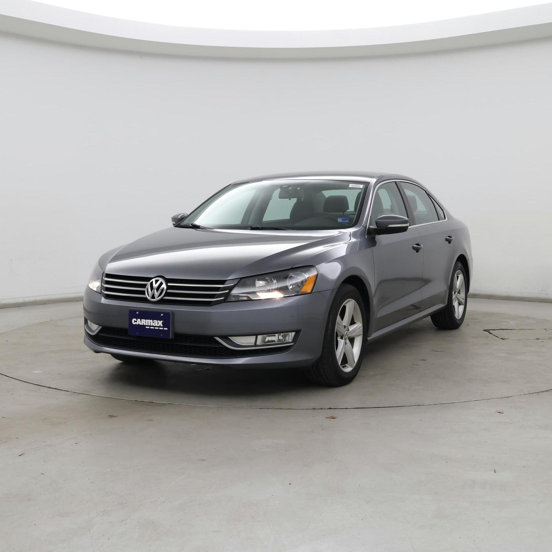 Thumbnail: 2015 Volkswagen Passat - 4
