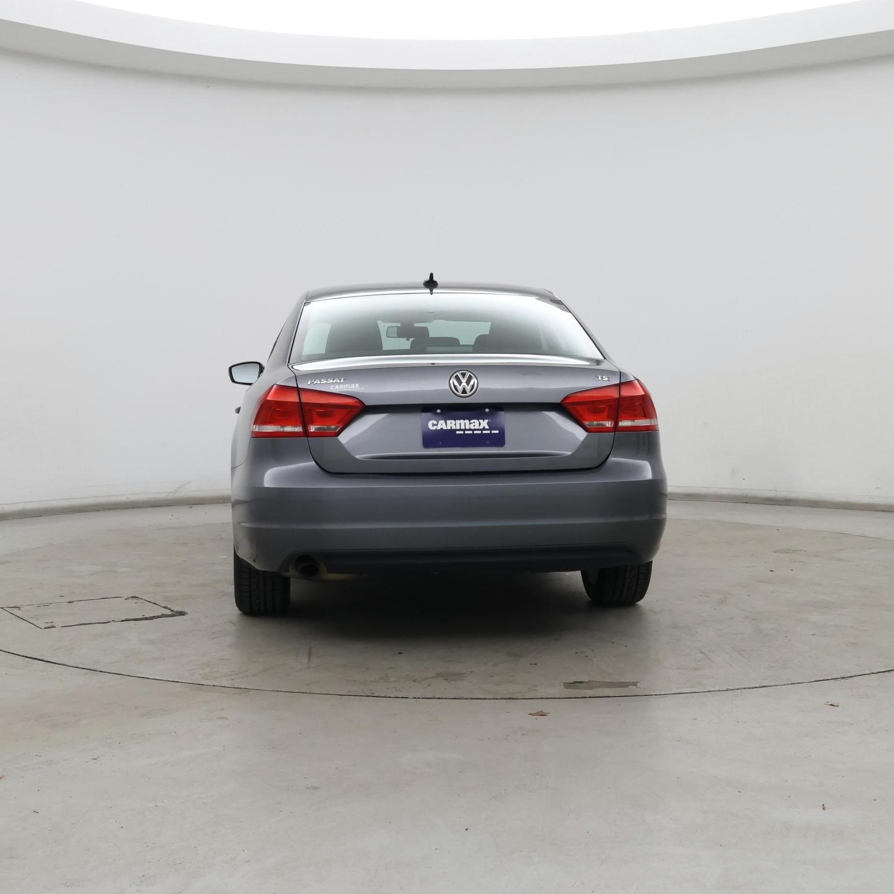 Thumbnail: 2015 Volkswagen Passat - 6