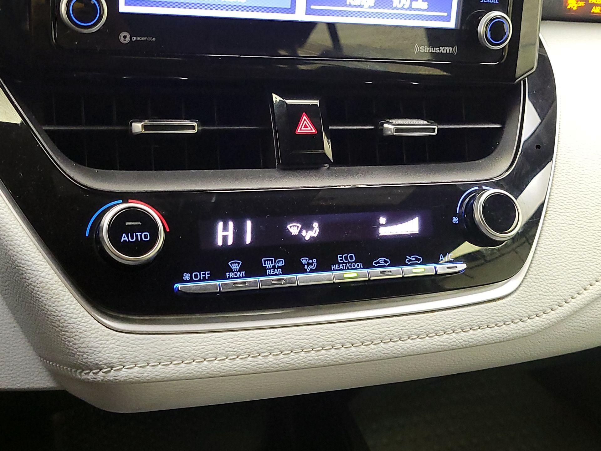 Thumbnail: 2022 Toyota Corolla - 16