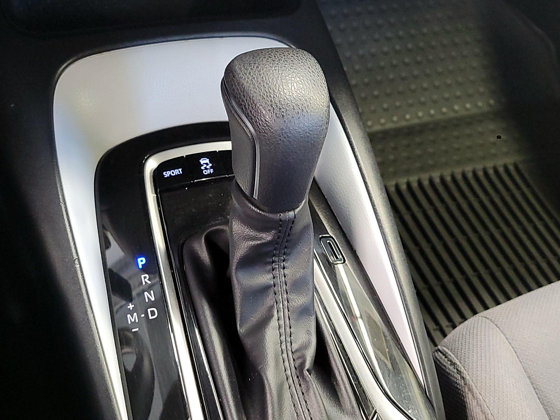 Thumbnail: 2022 Toyota Corolla - 17