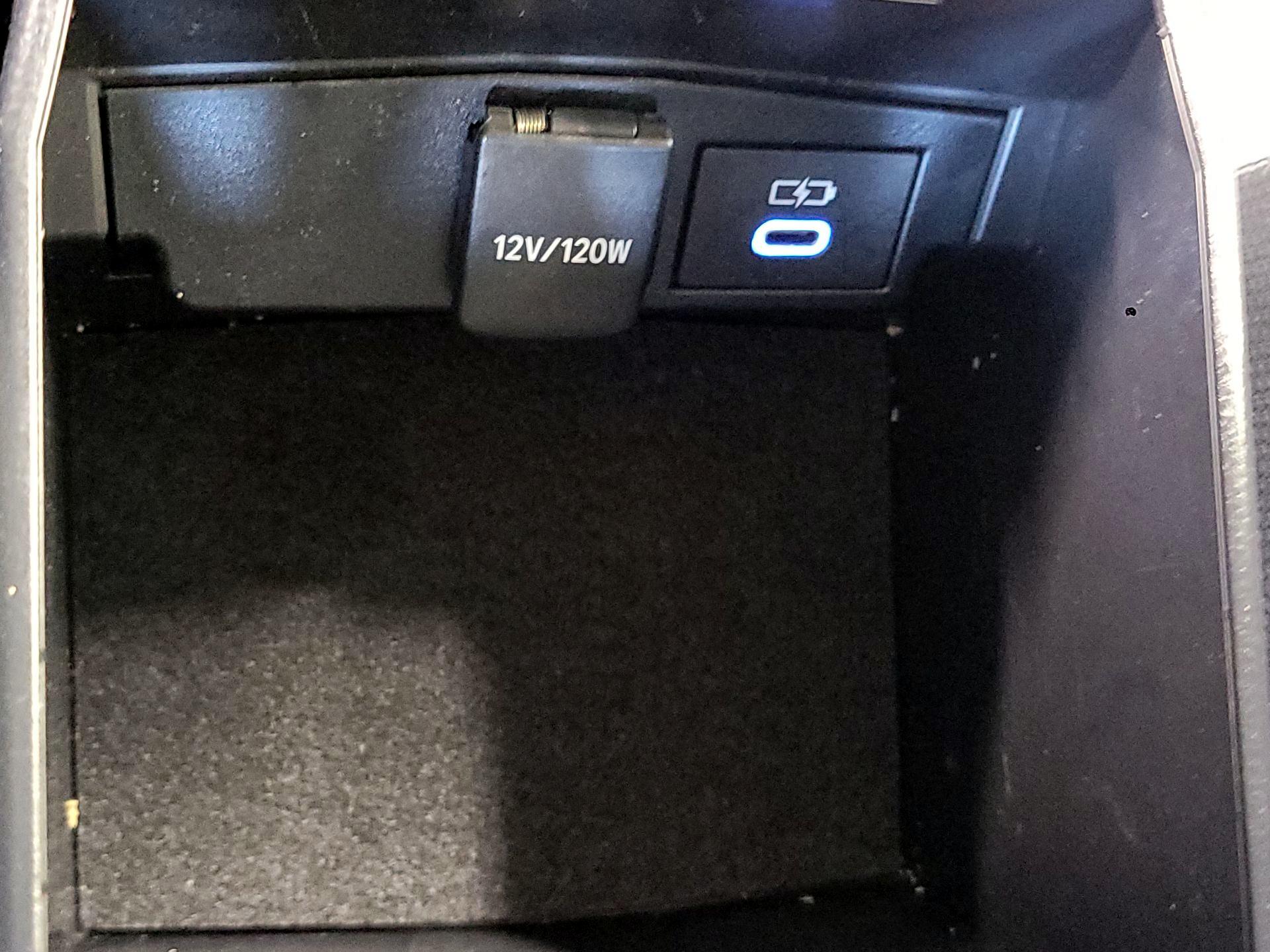 Thumbnail: 2022 Toyota Corolla - 18