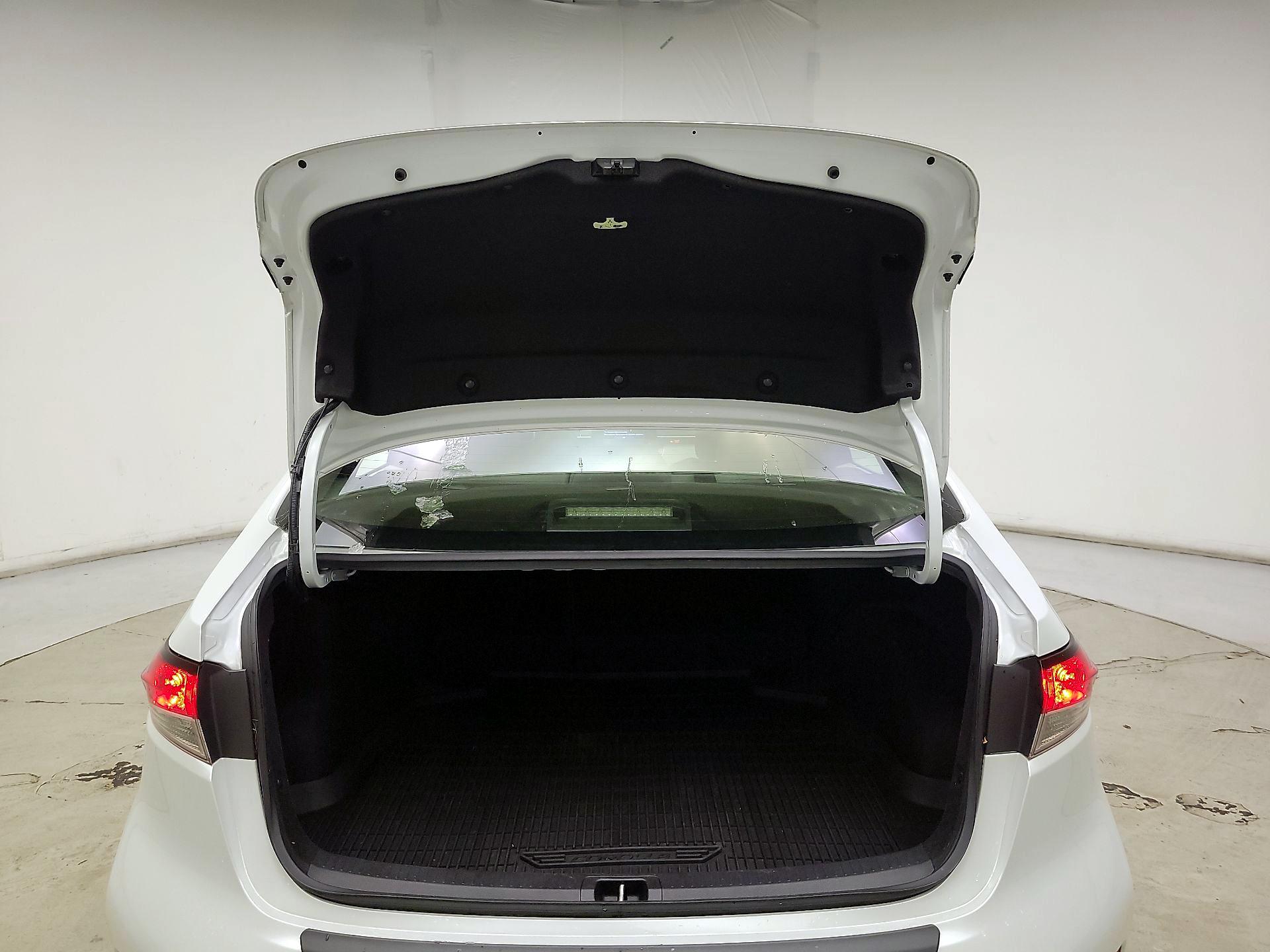 Thumbnail: 2022 Toyota Corolla - 20