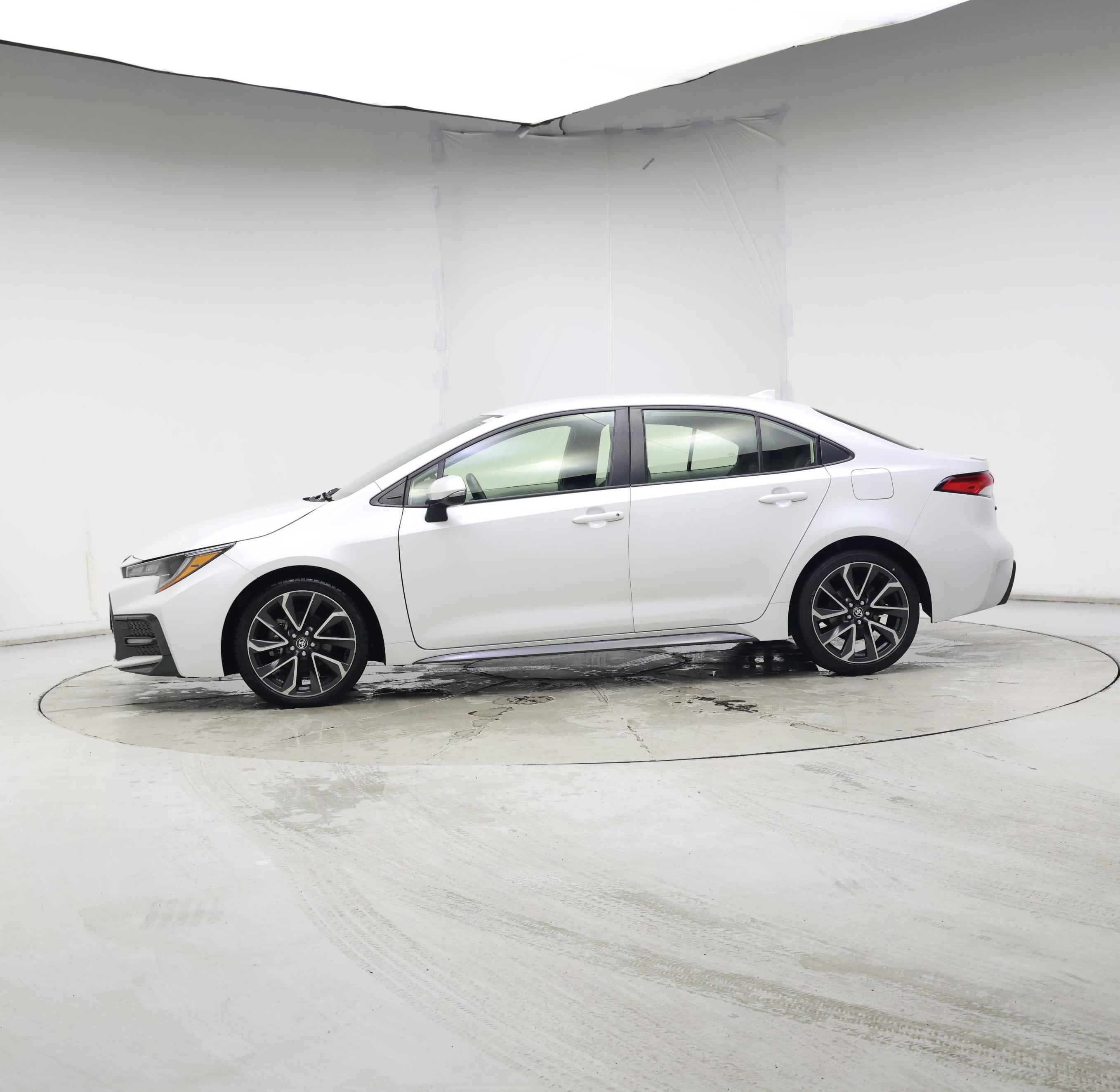 Thumbnail: 2022 Toyota Corolla - 3