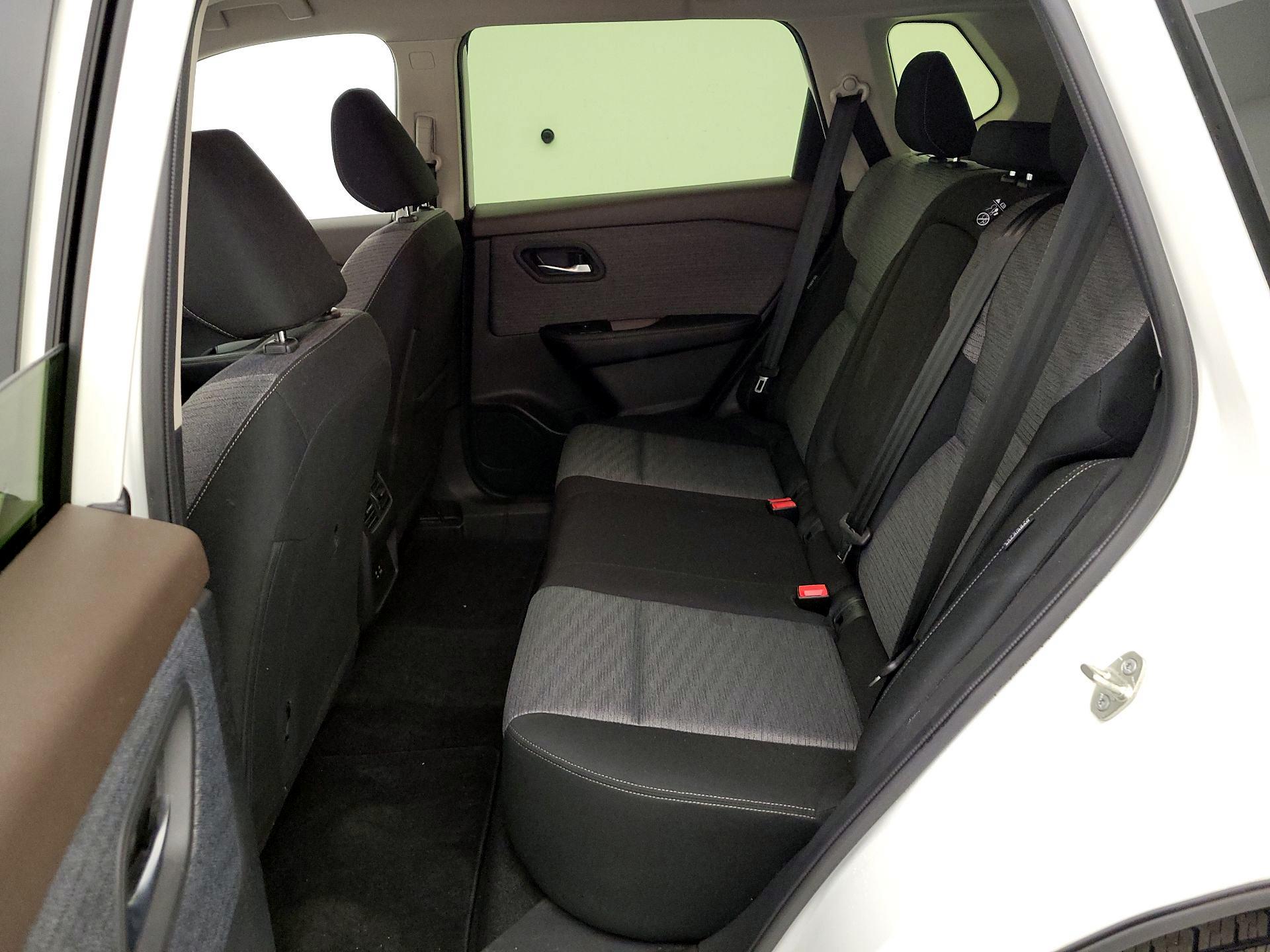 Thumbnail: 2023 Nissan Rogue - 19