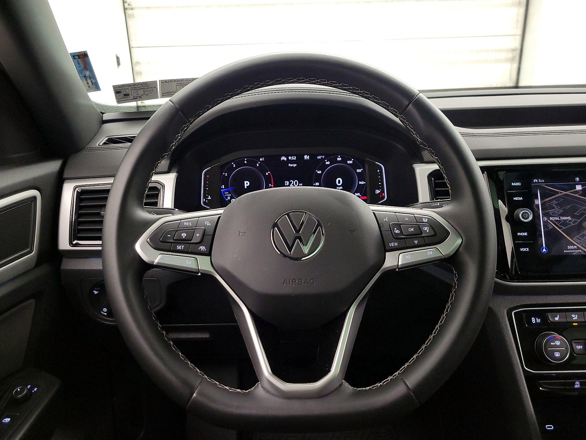 Thumbnail: 2023 Volkswagen Atlas - 10