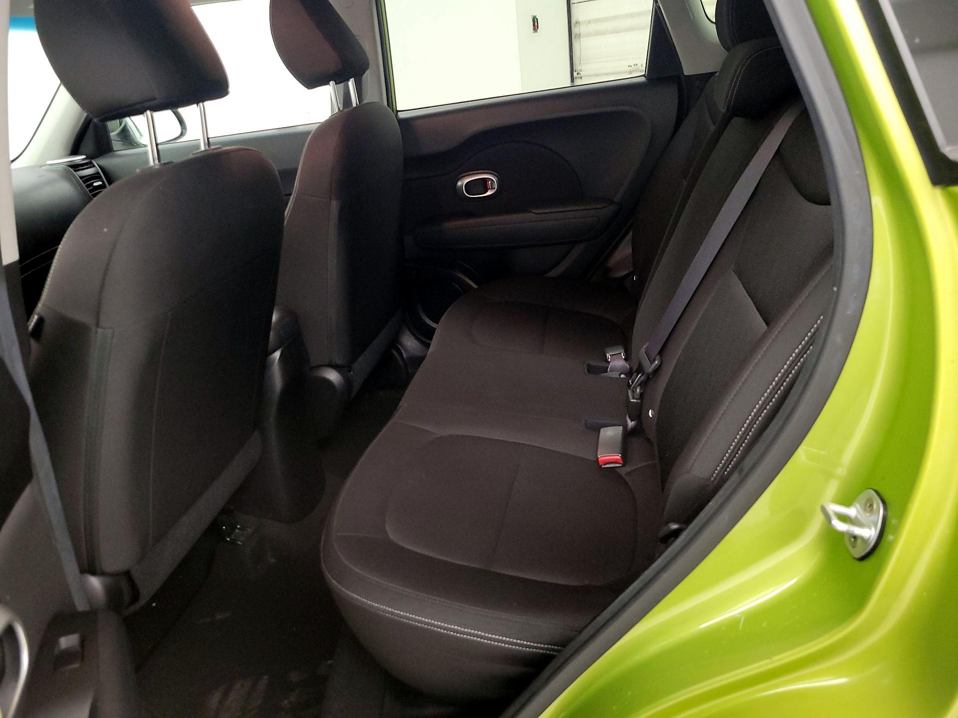 Thumbnail: 2016 Kia Soul - 18