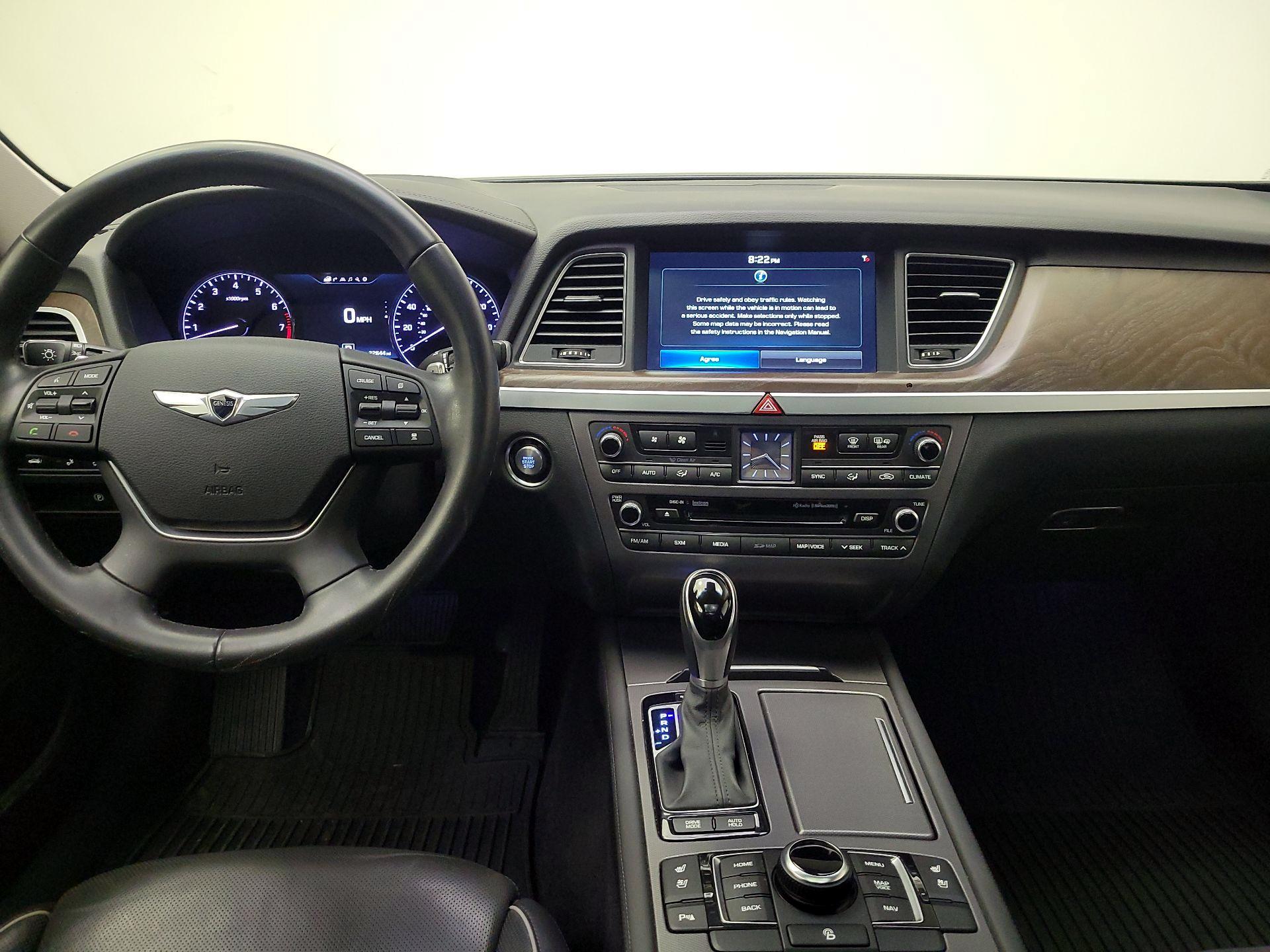 Thumbnail: 2015 Hyundai Genesis - 9